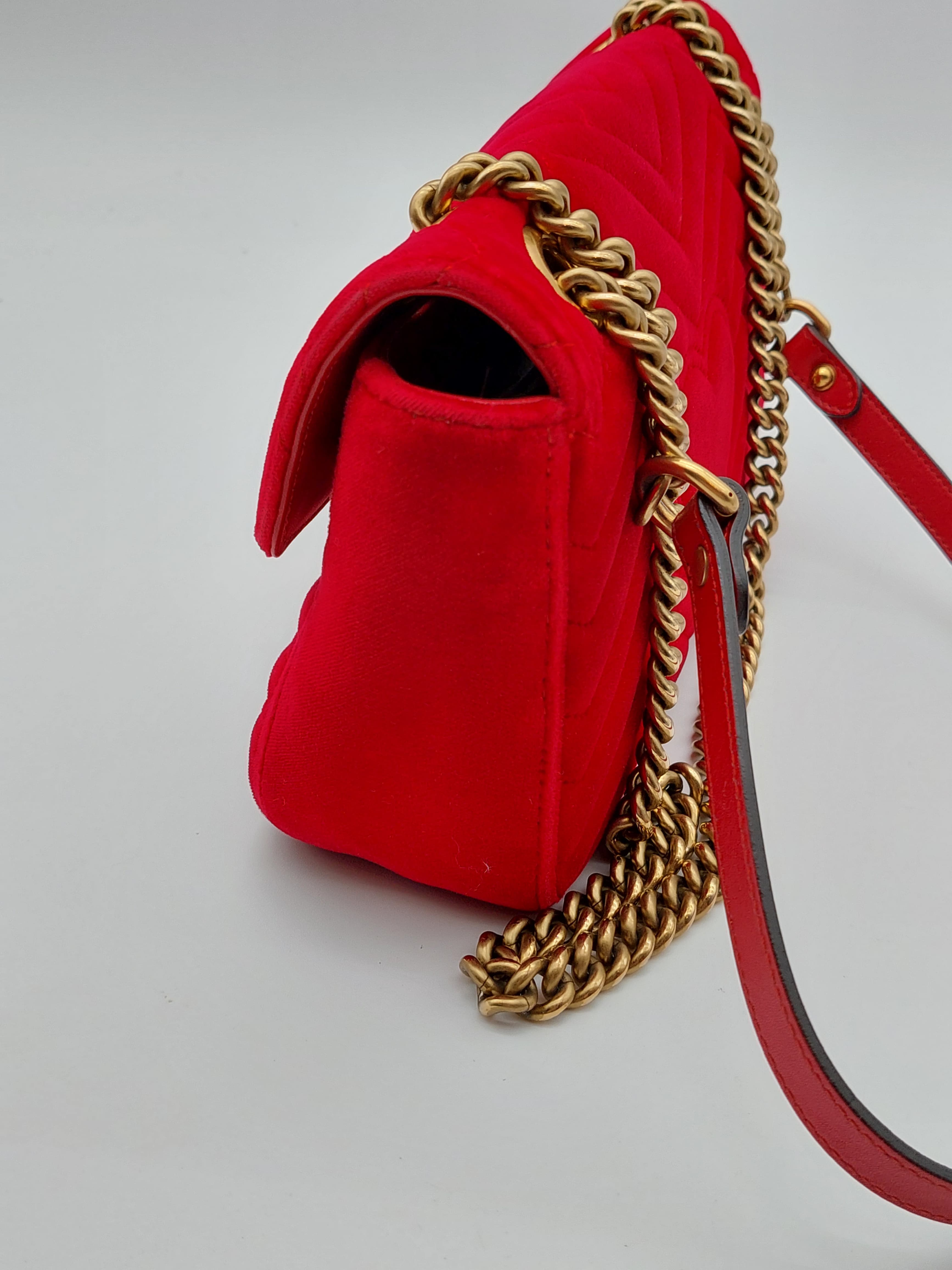 Gucci Marmont velvet red