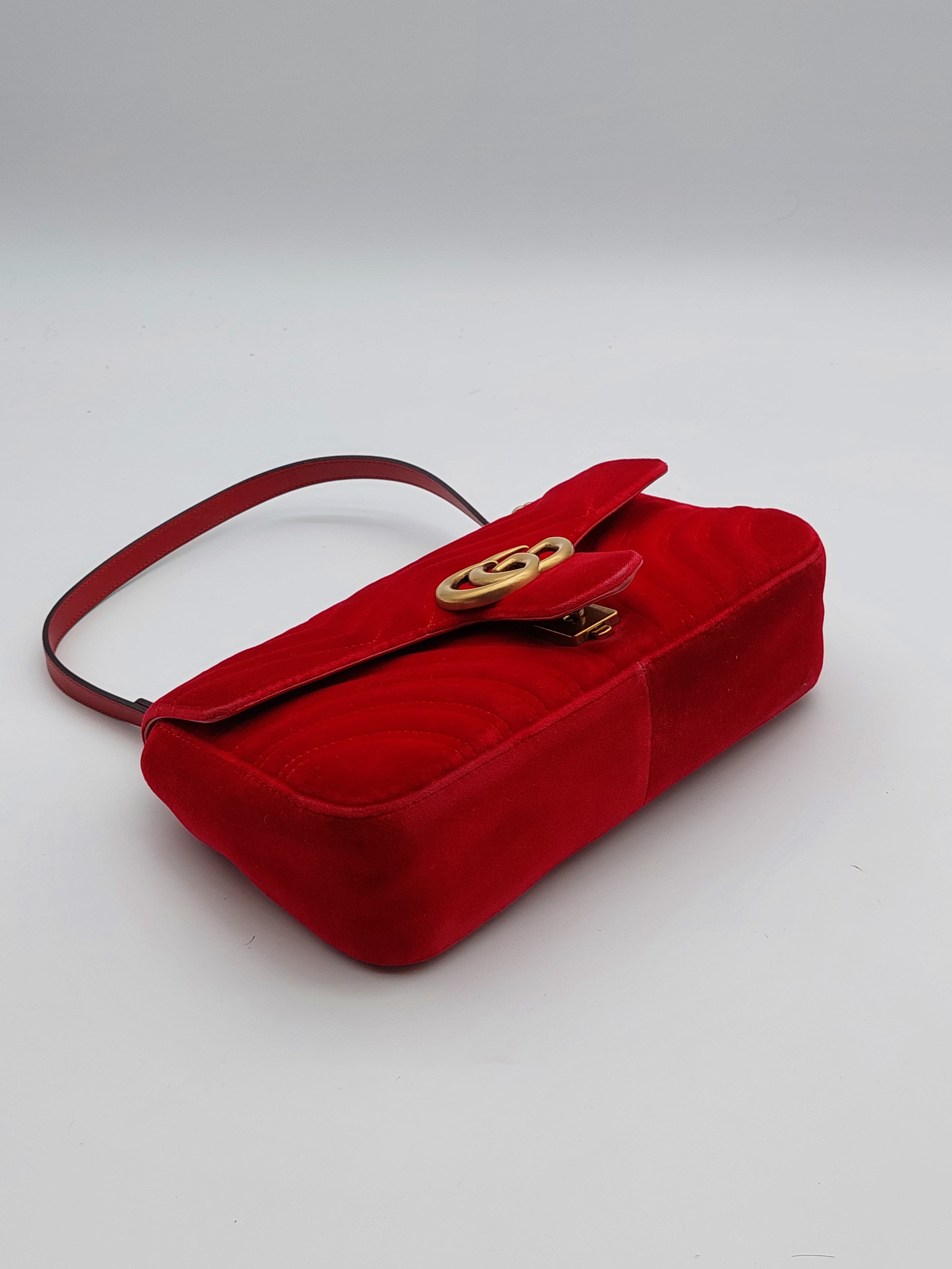 Gucci Marmont velvet red