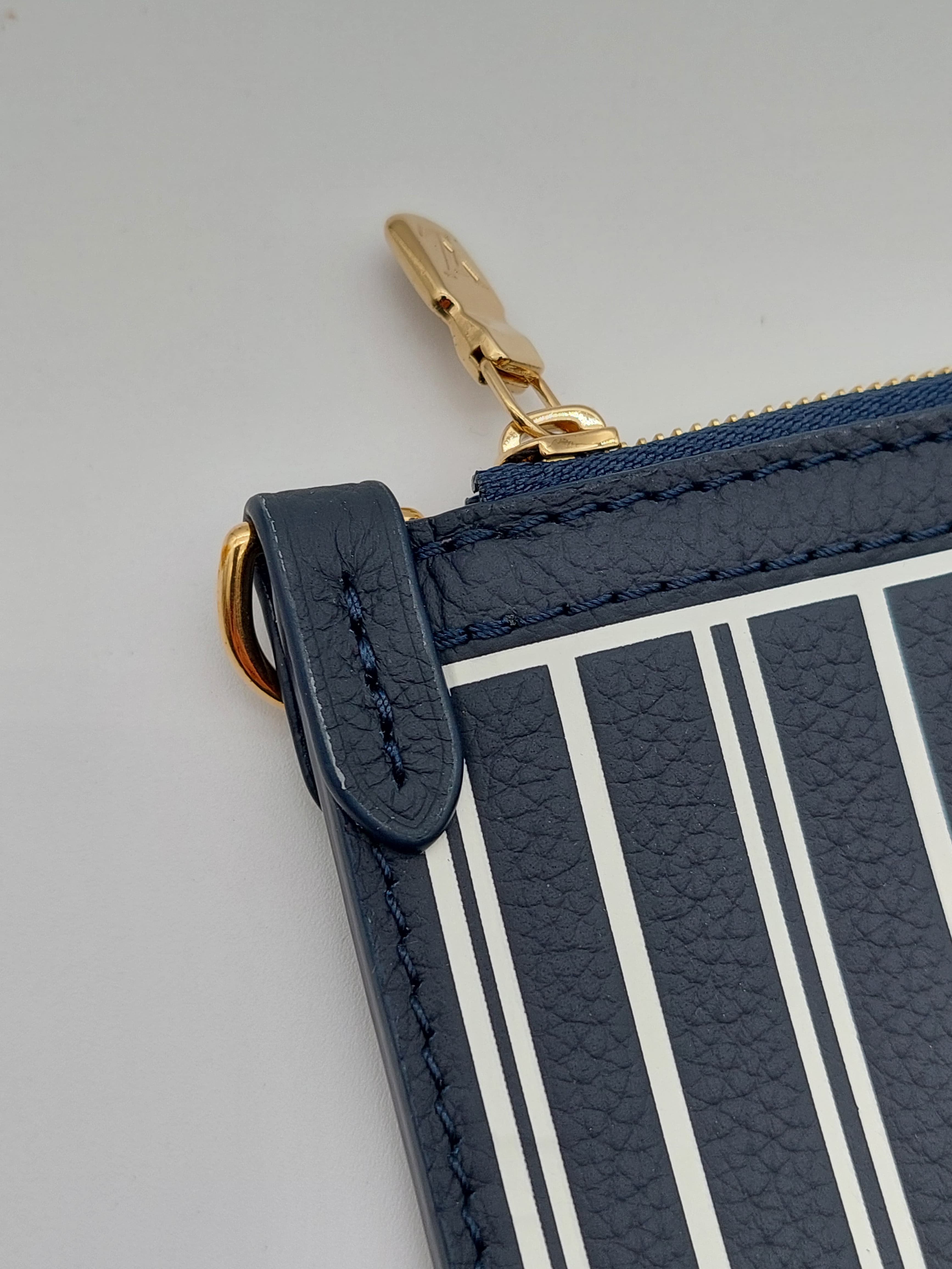 Louis Vuitton Neverfull Inside Out Pouch