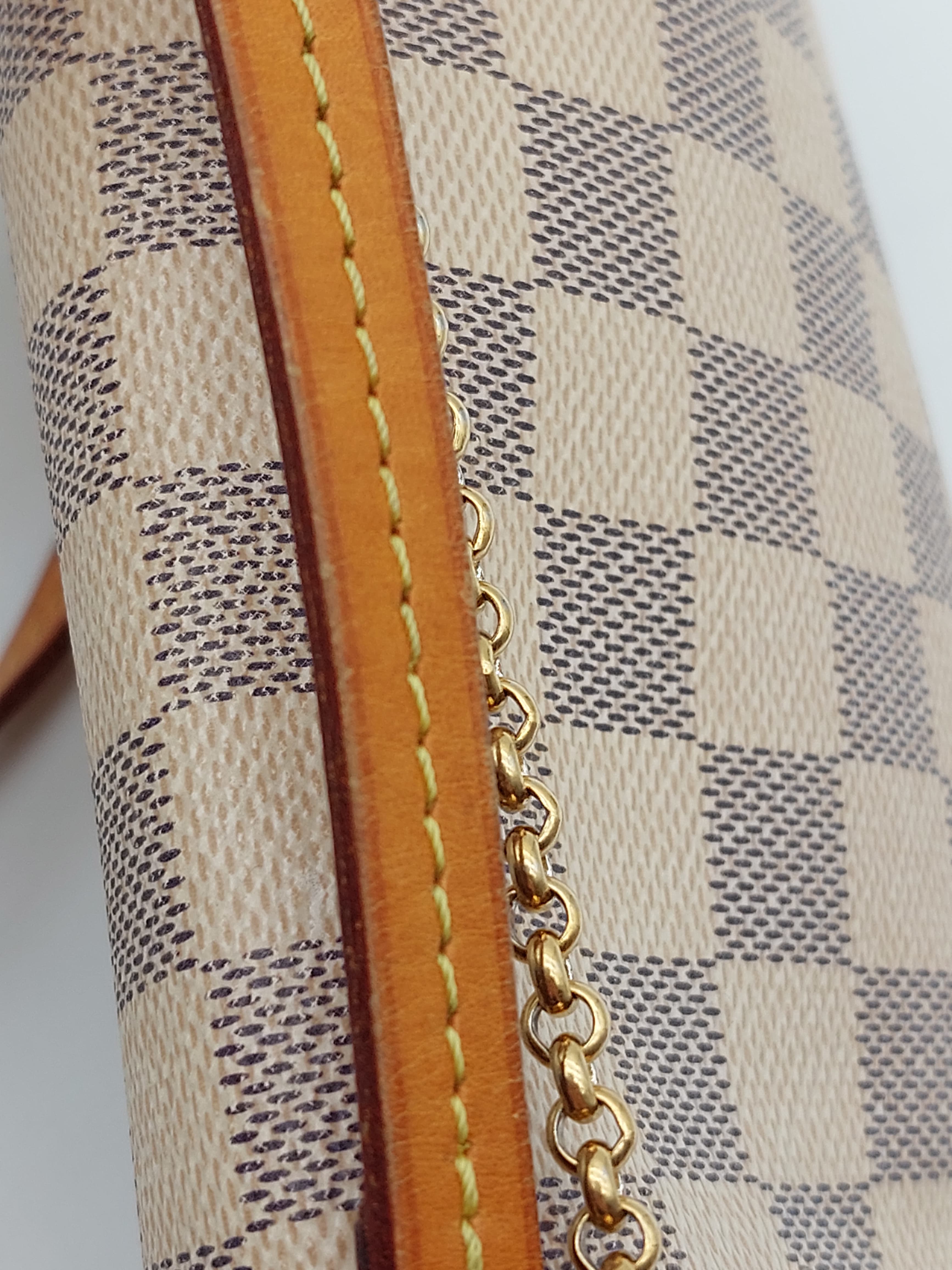 Favorite PM Damier Azur