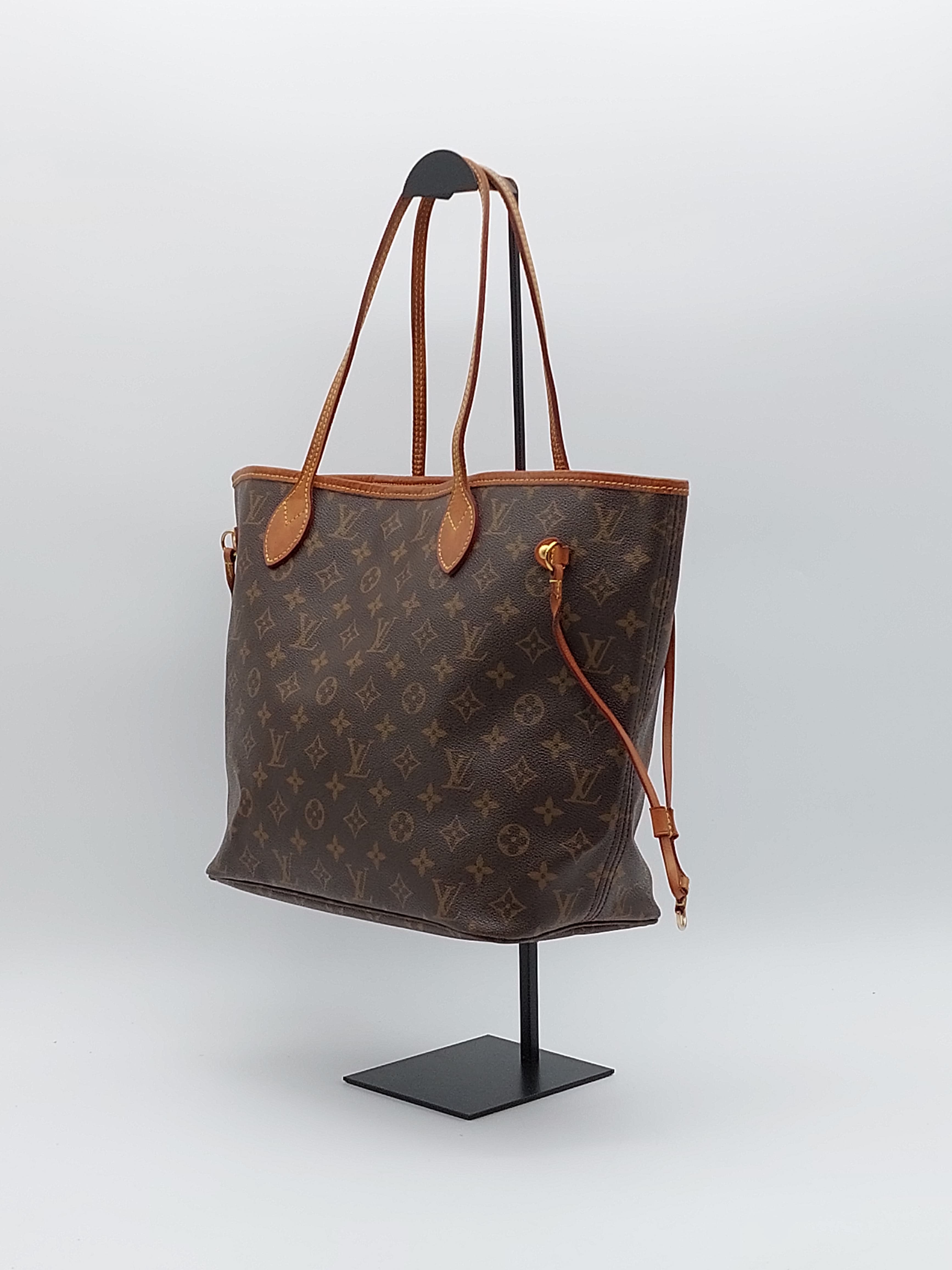 Neverfull MM Fuchsia