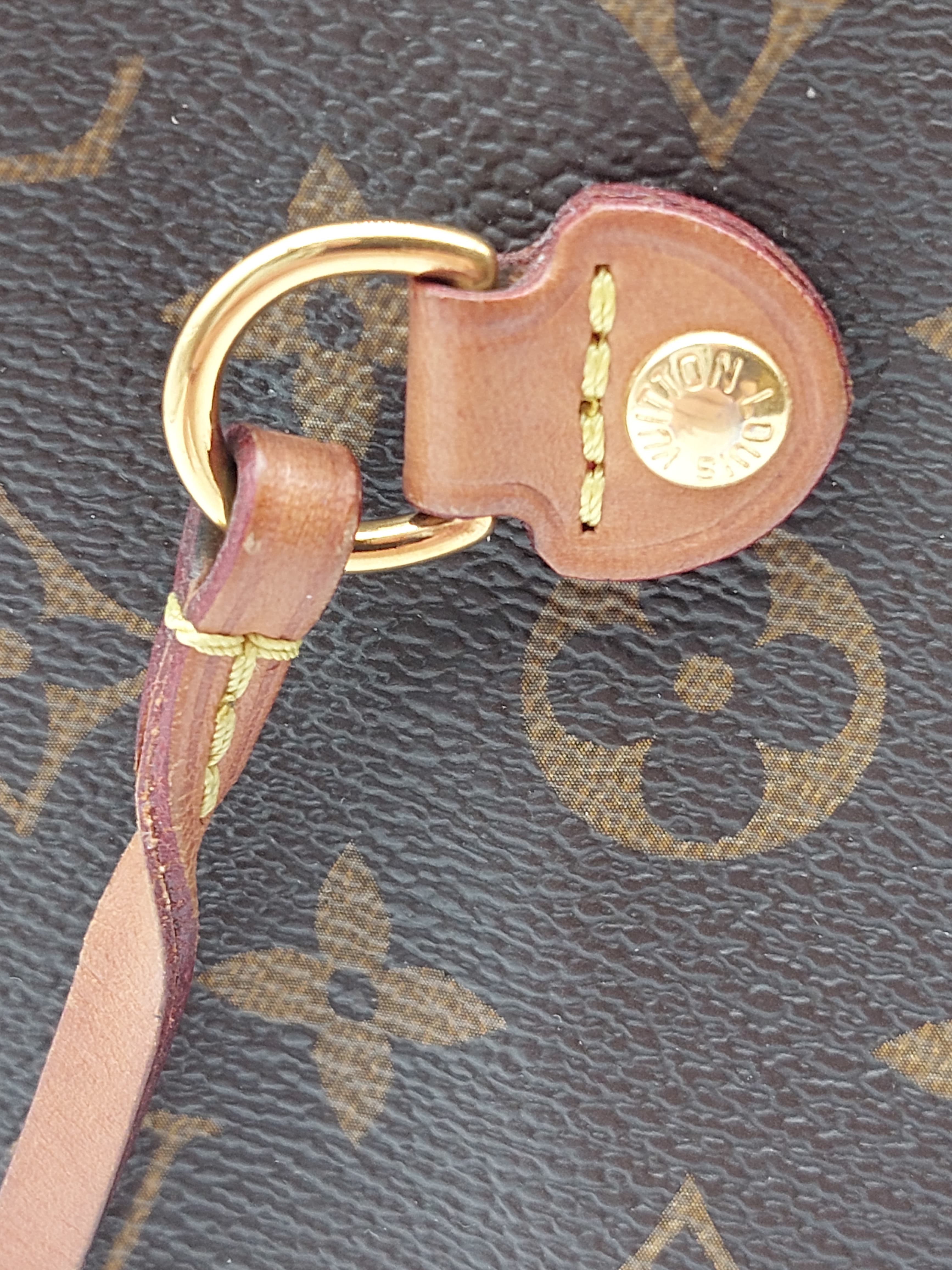 Neverfull MM Fuchsia