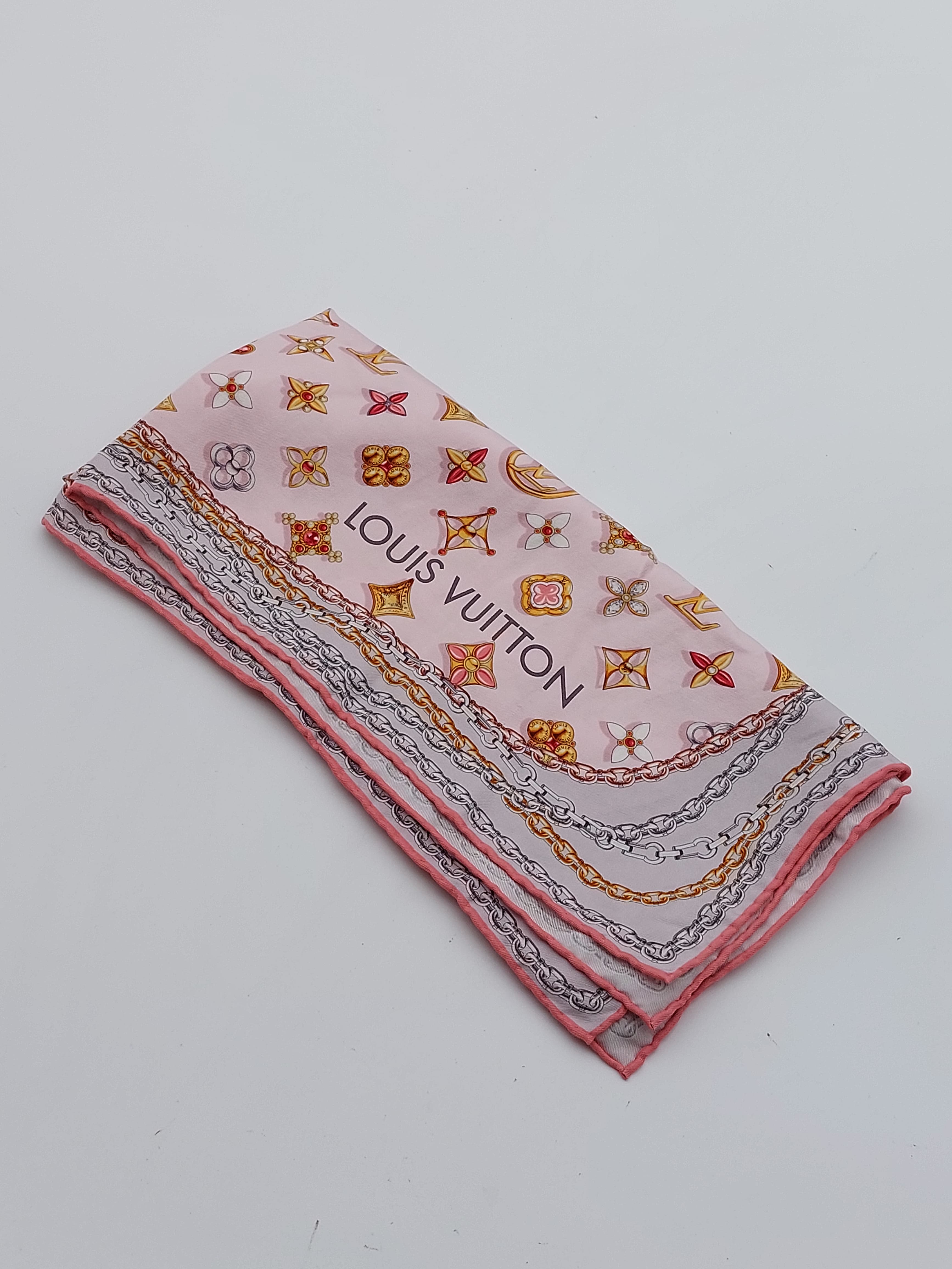 Your Highness Silk scarf