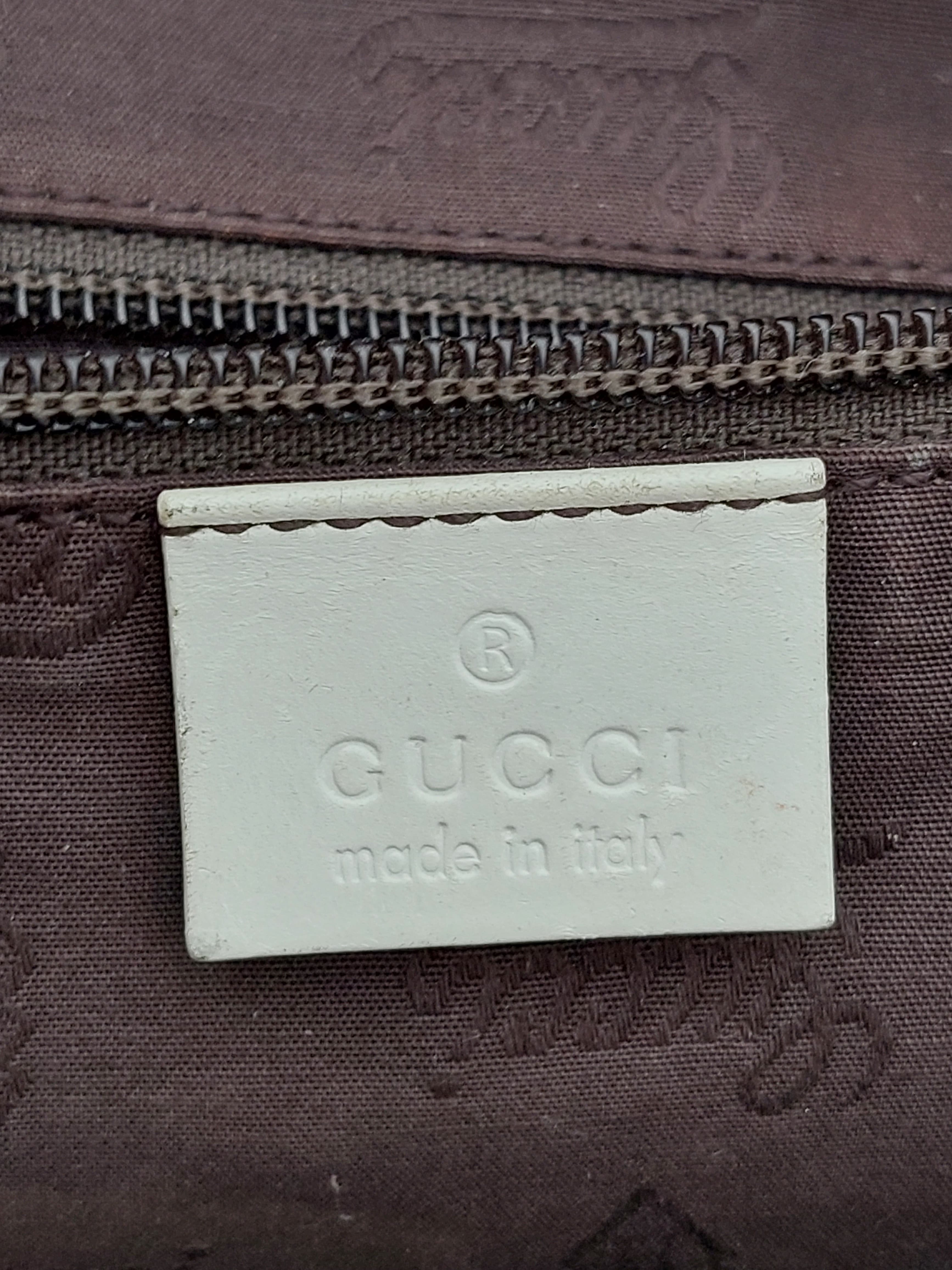 GG Canvas Shoulderbag
