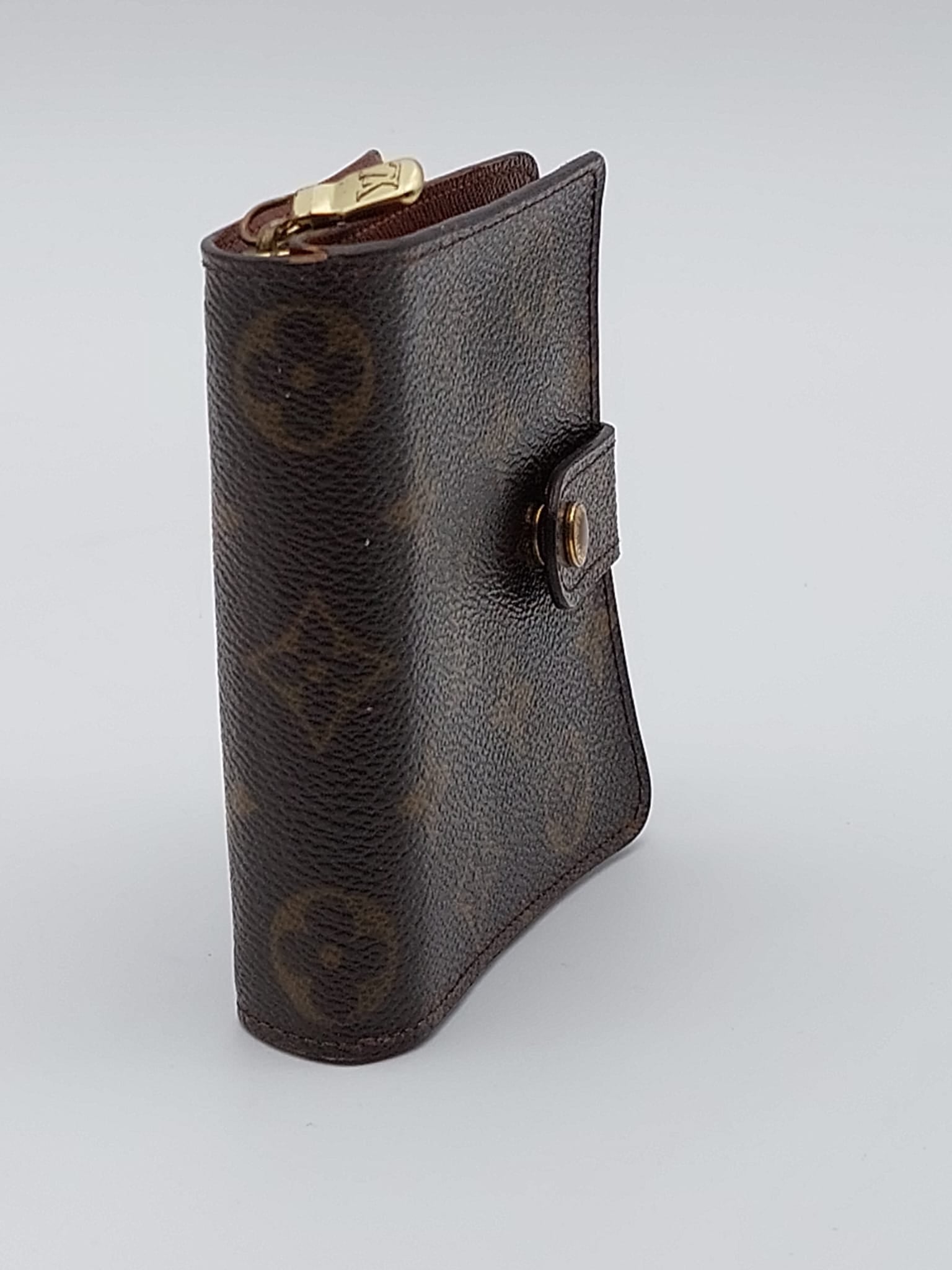 Compact Wallet