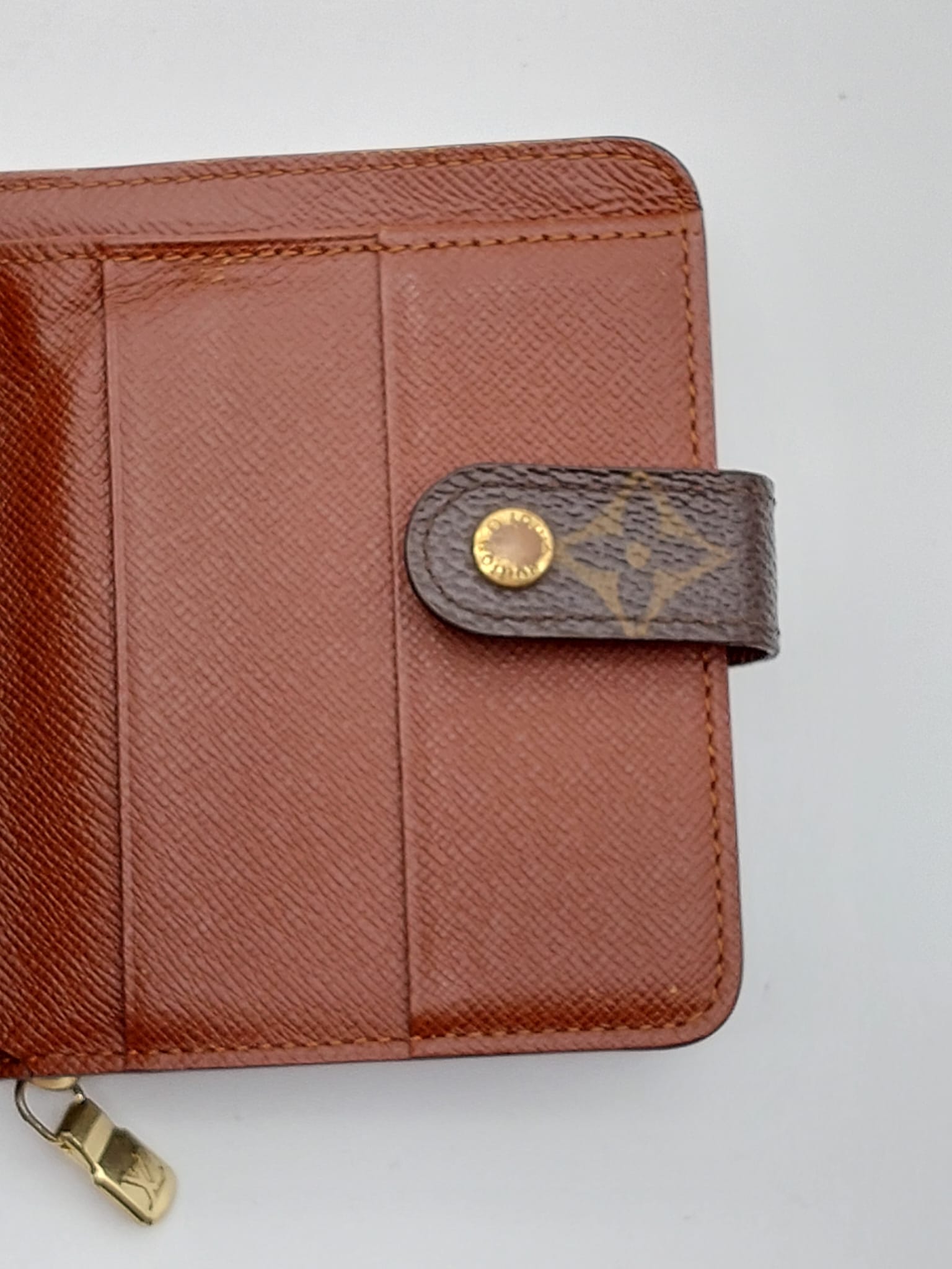 Compact Wallet