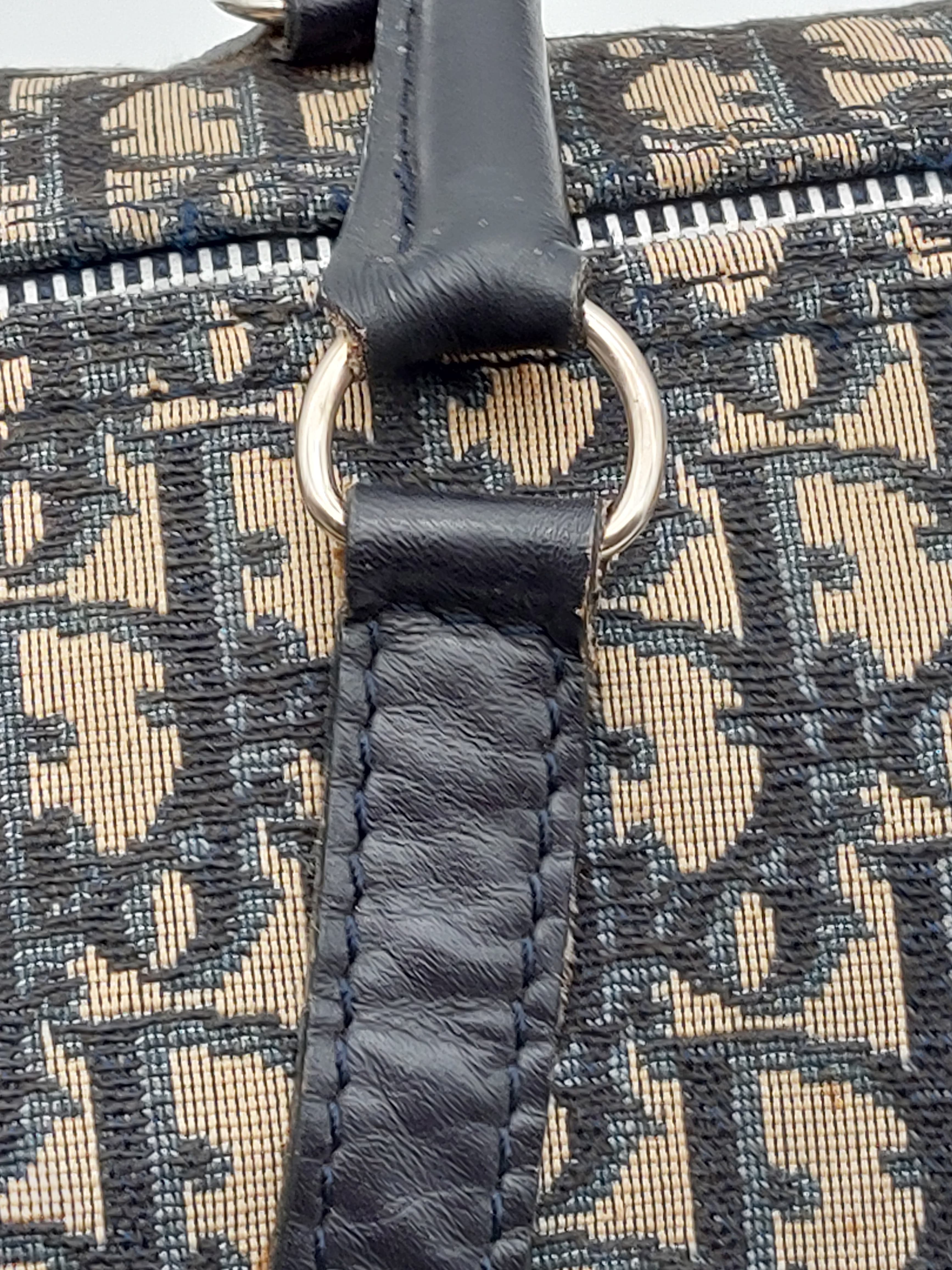 Boston bag