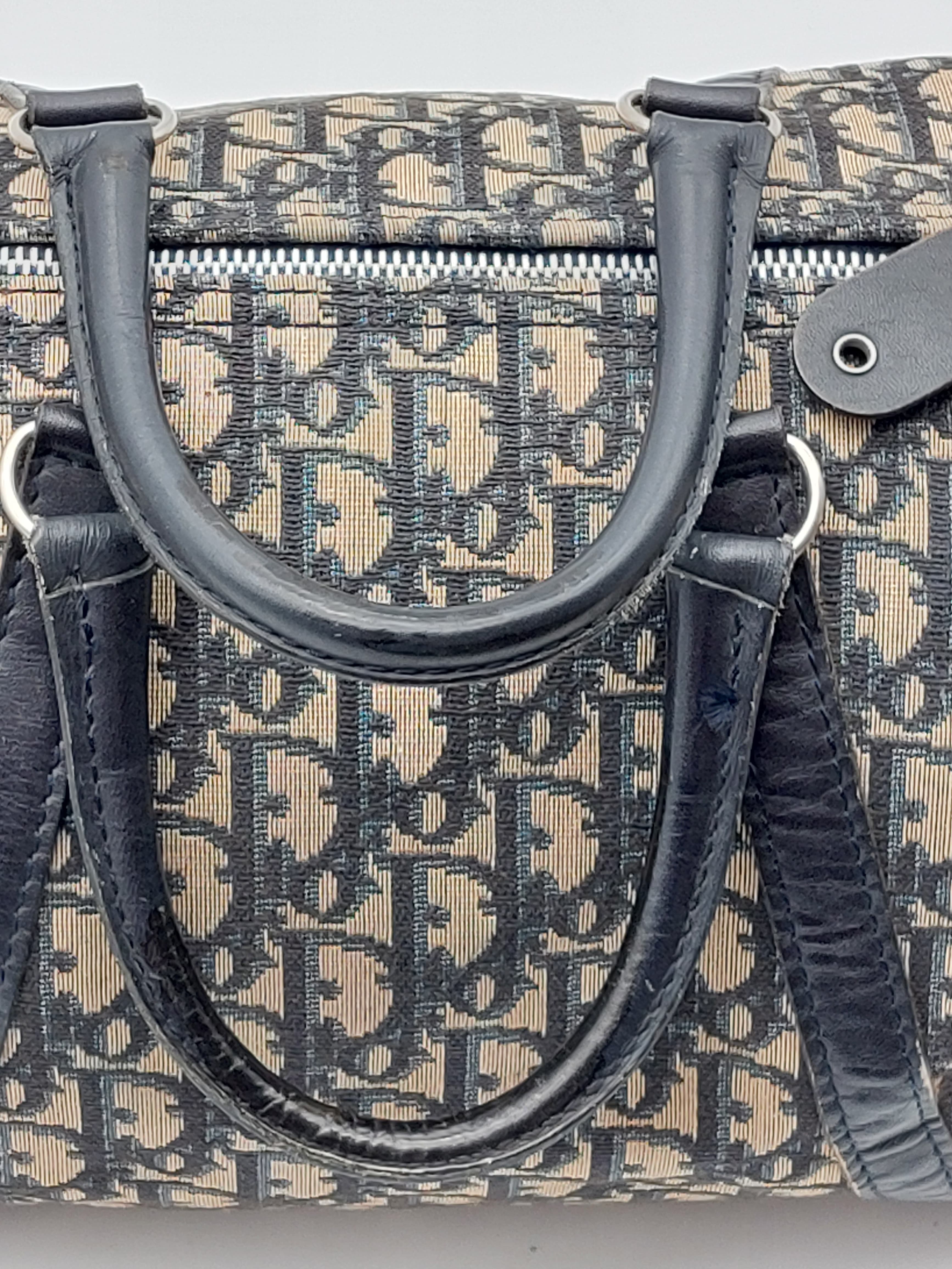 Boston bag