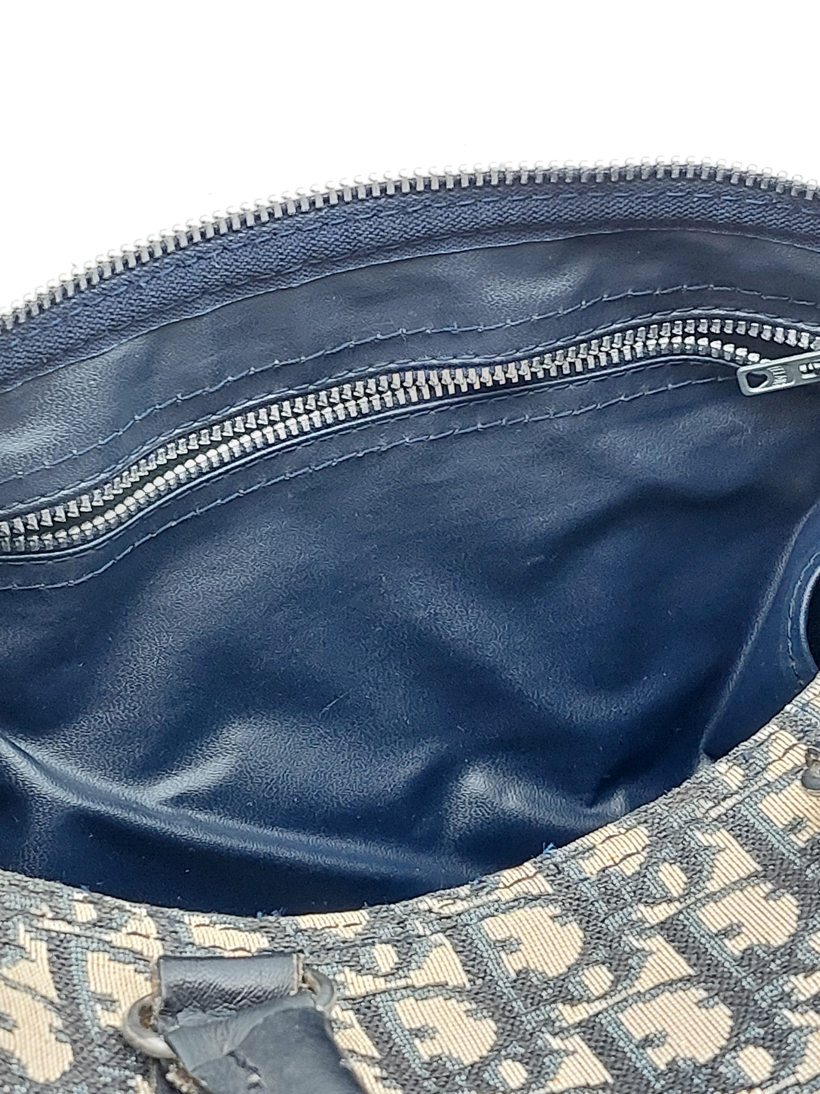 Boston bag