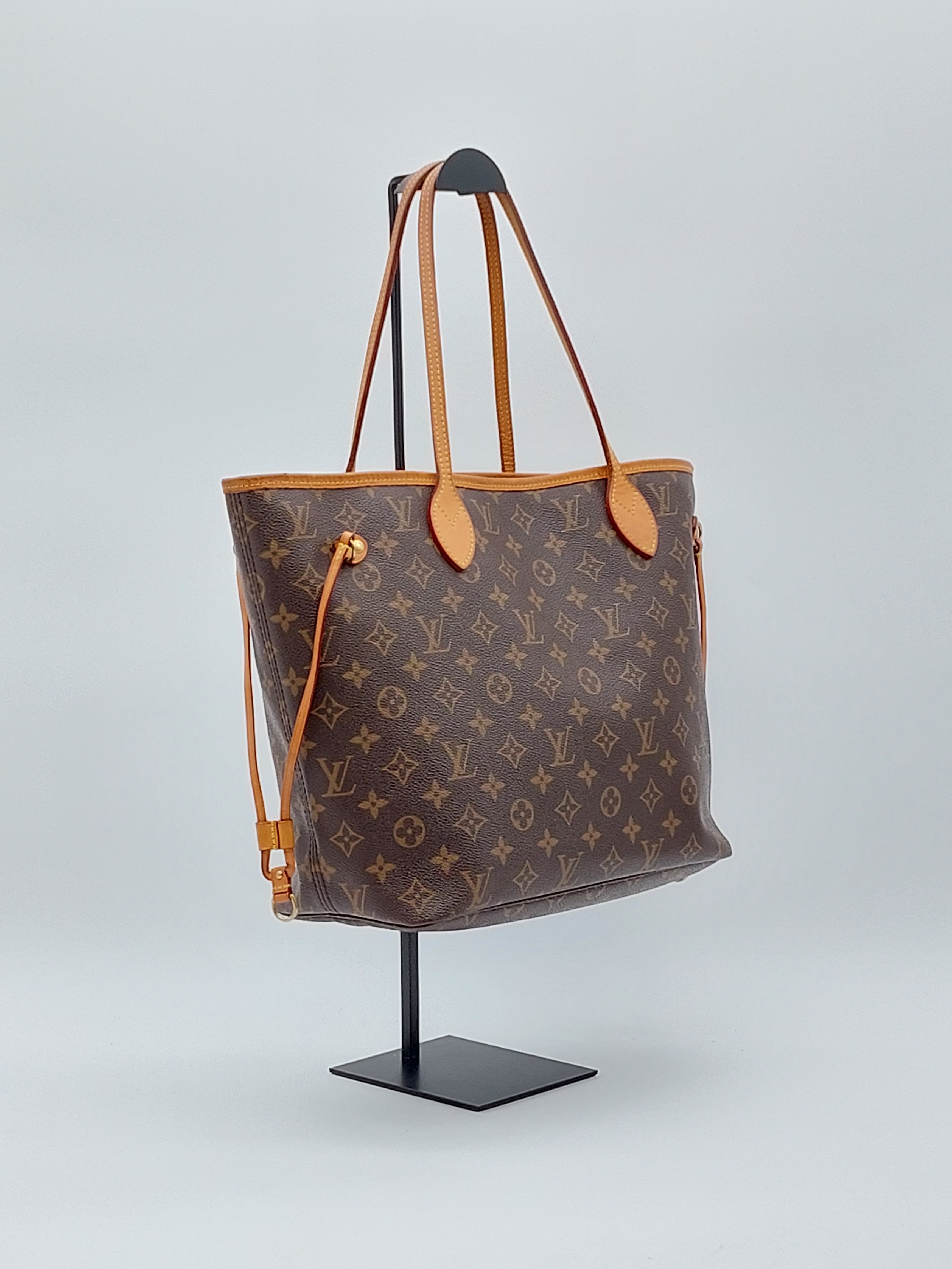 Neverfull MM Fuchsia