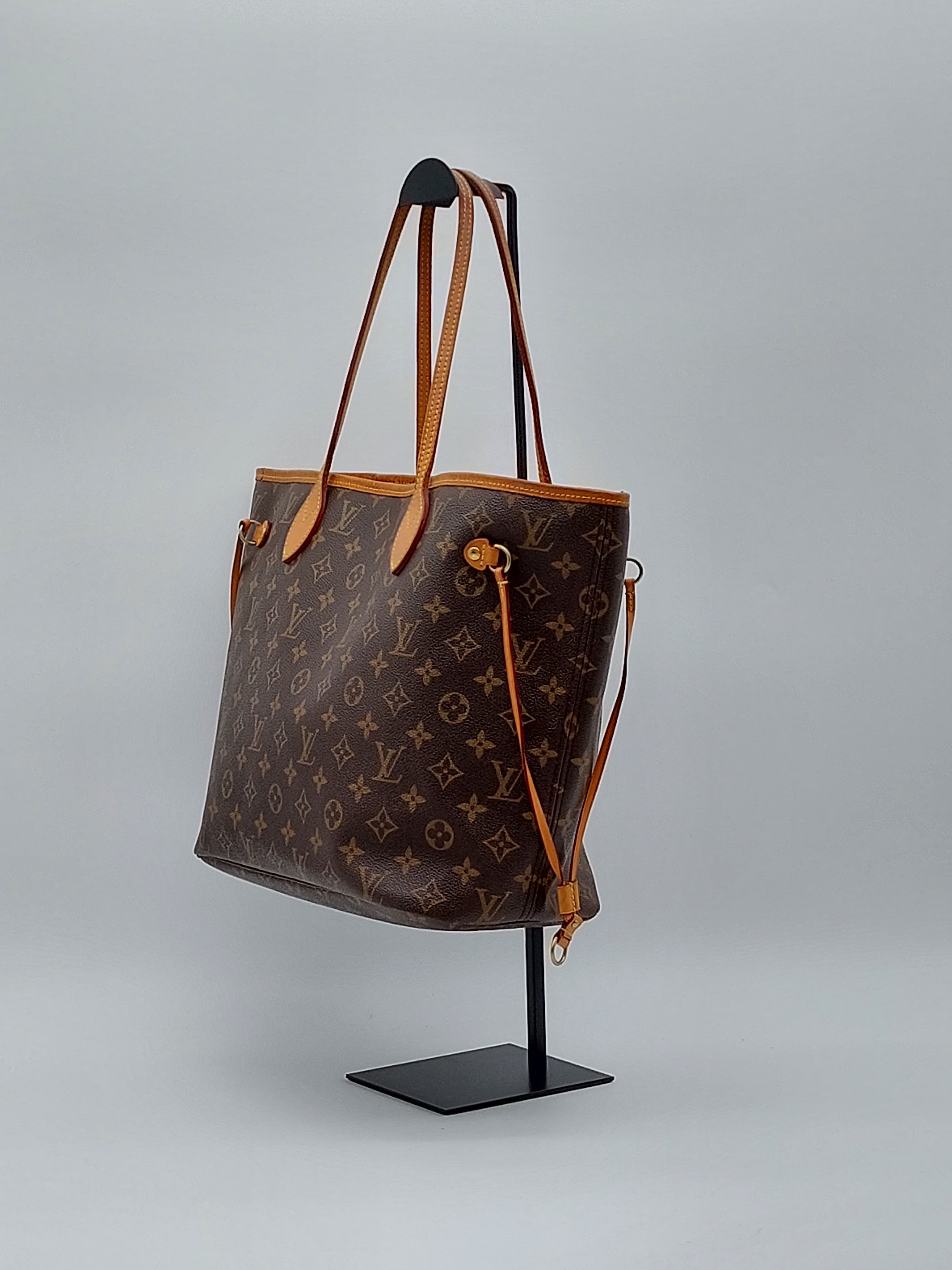 Neverfull MM Fuchsia