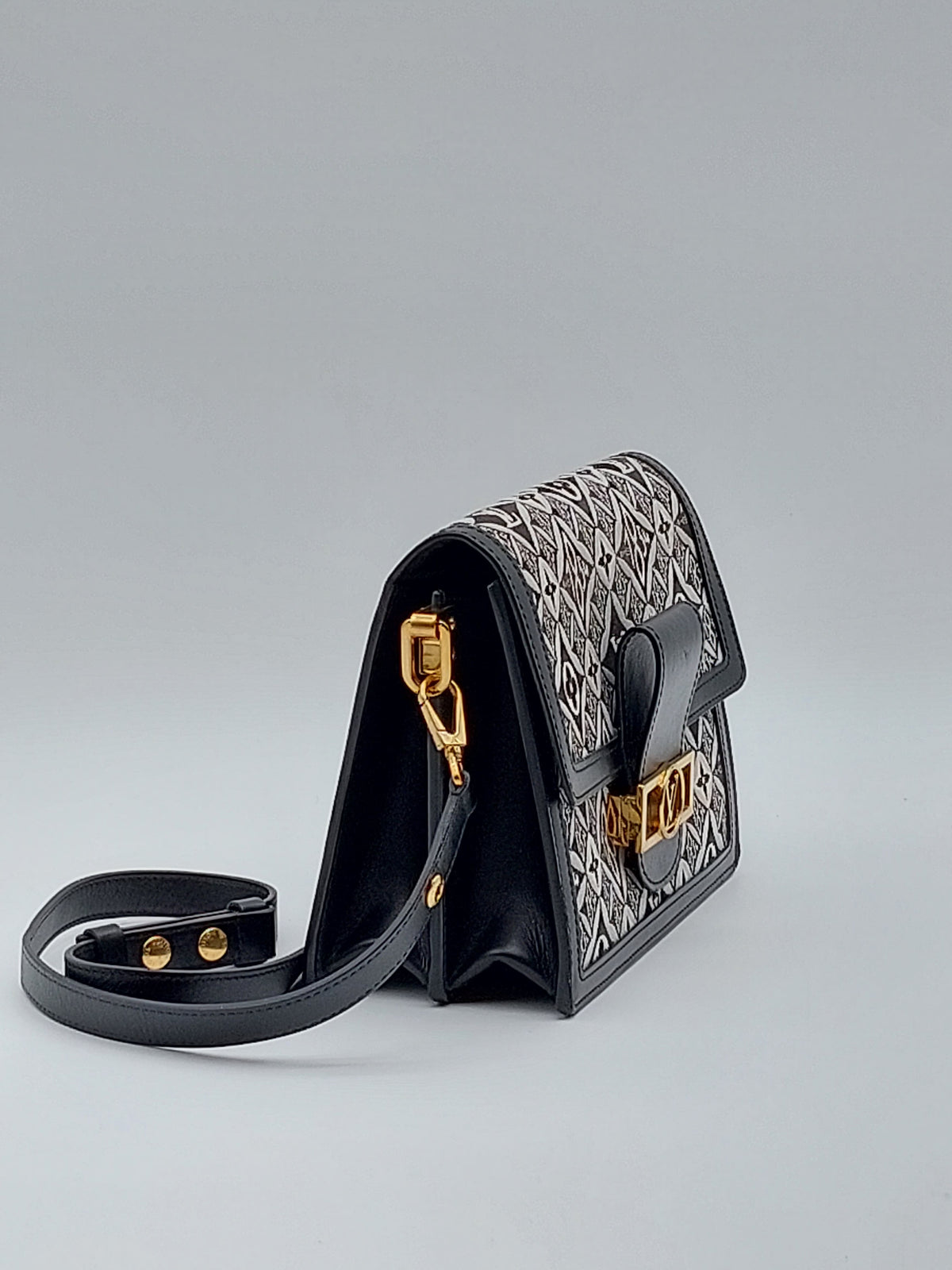 Since 1854 Dauphine MM
