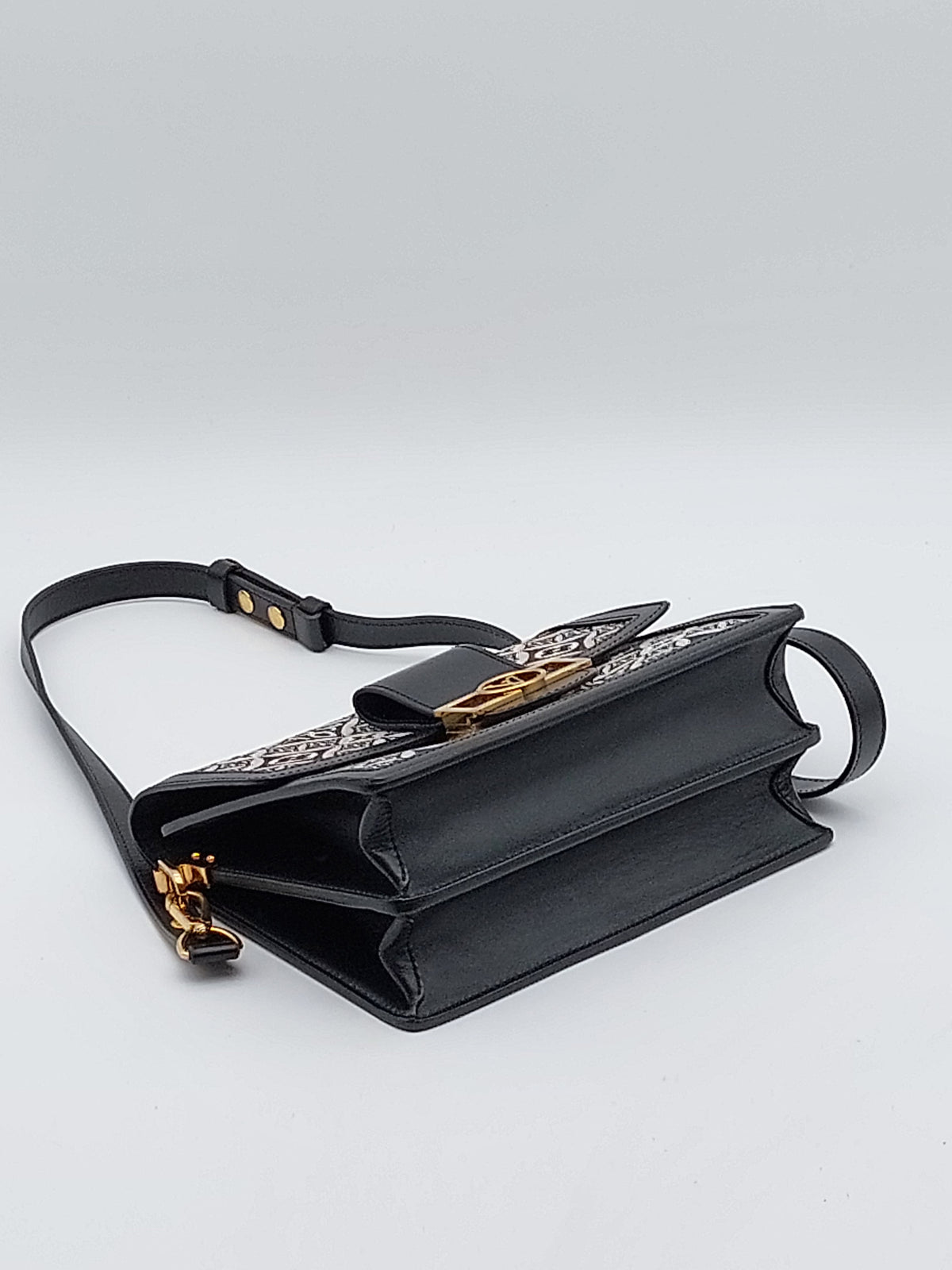 Since 1854 Dauphine MM