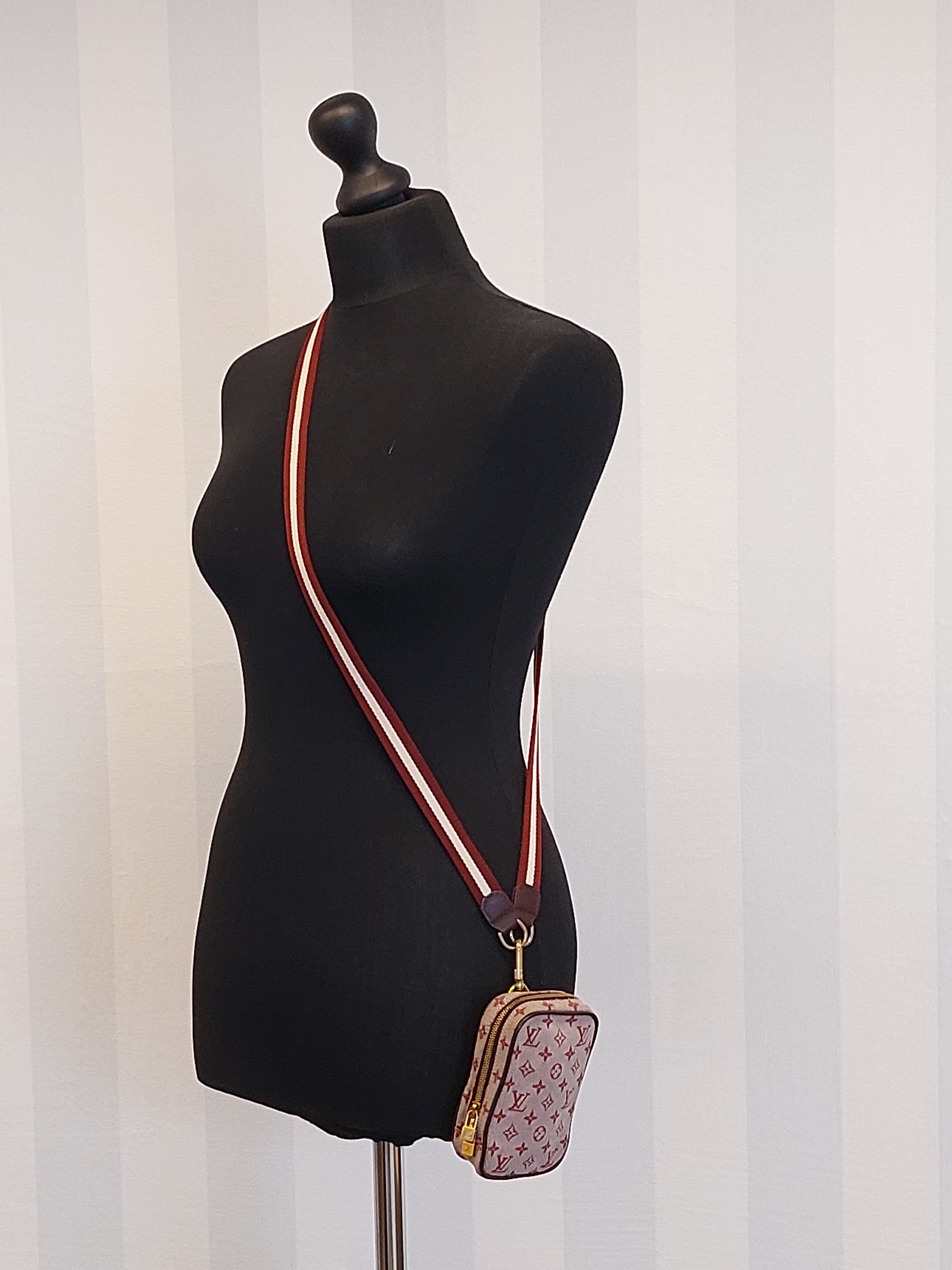 Mini Usu Digital Pouch