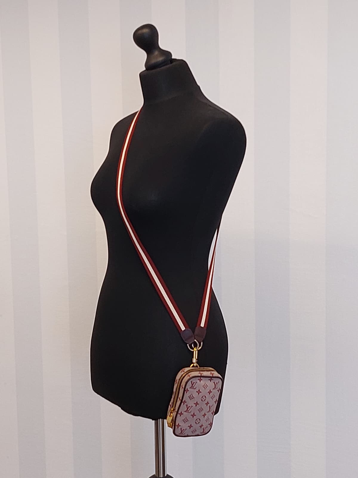 Mini Usu Digital Pouch