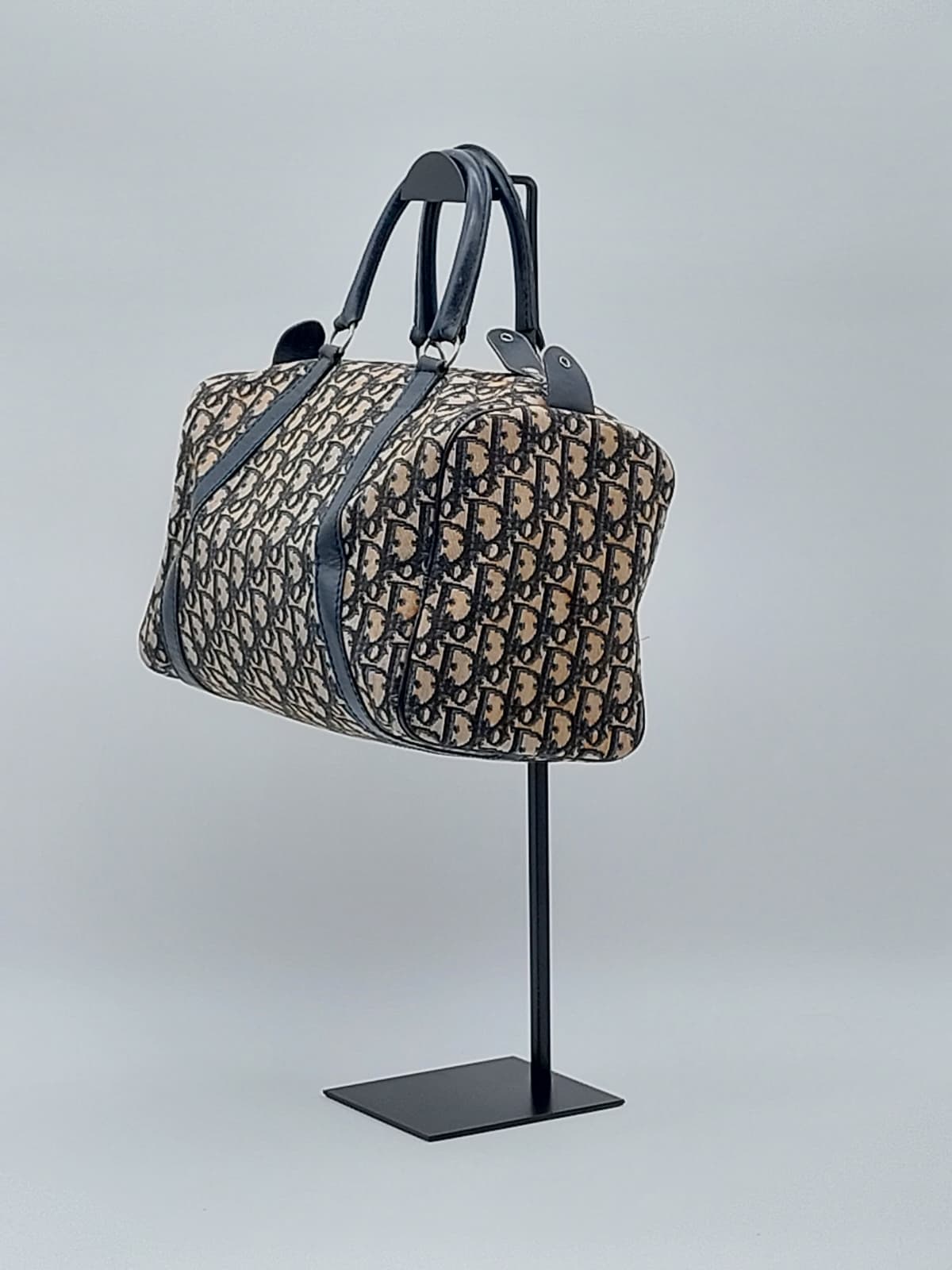 Boston bag