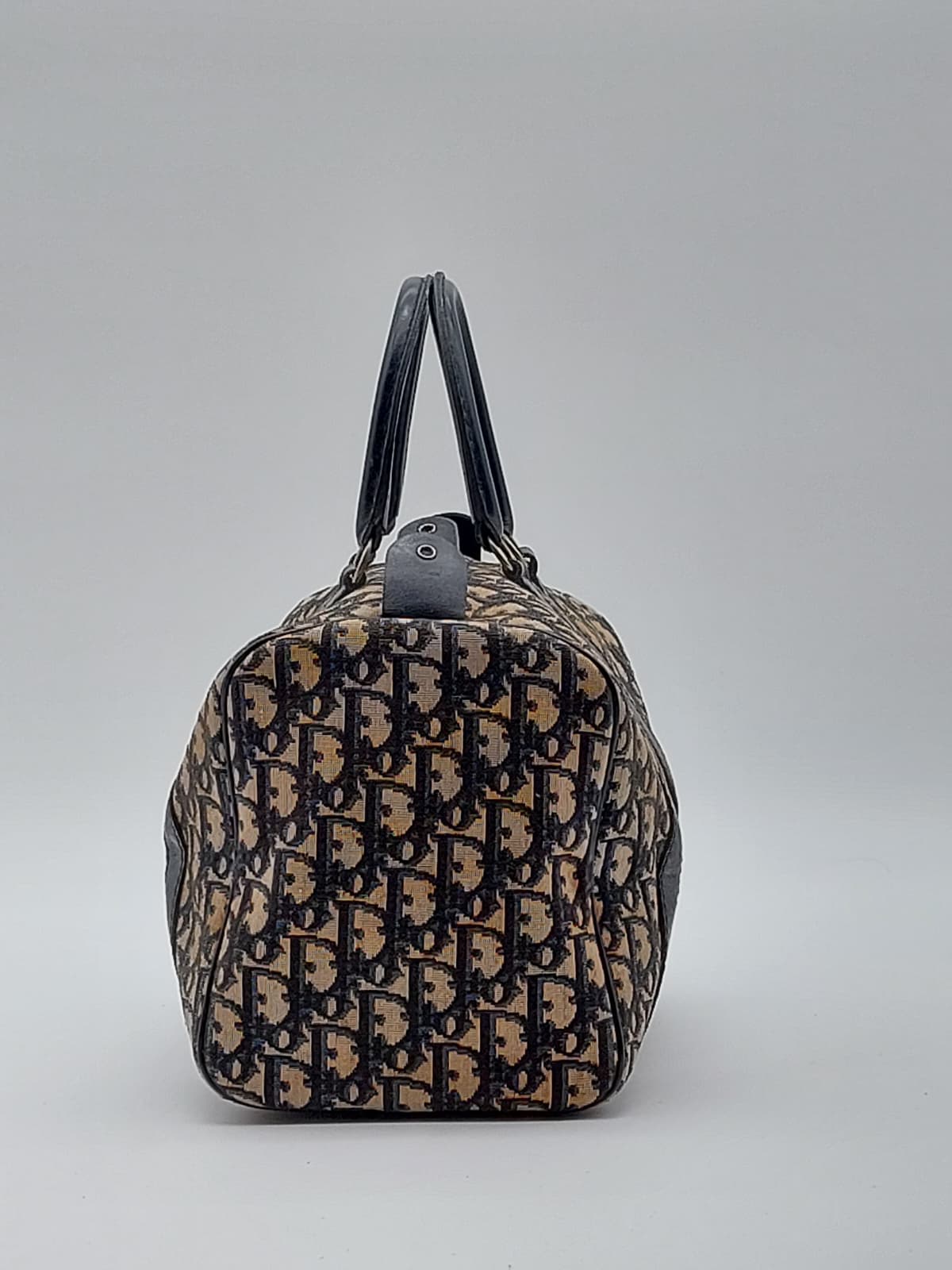 Boston bag