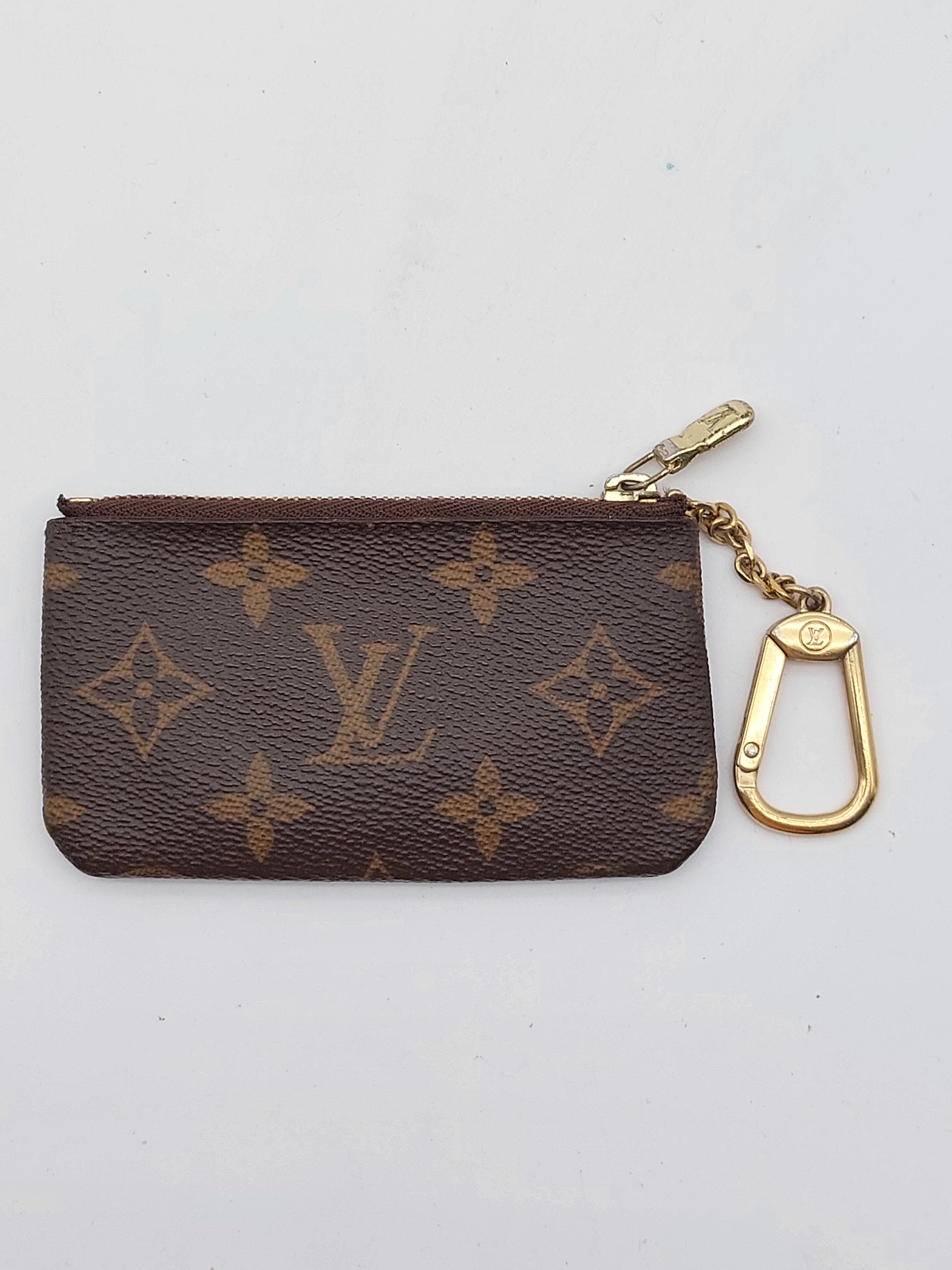 Key pouch
