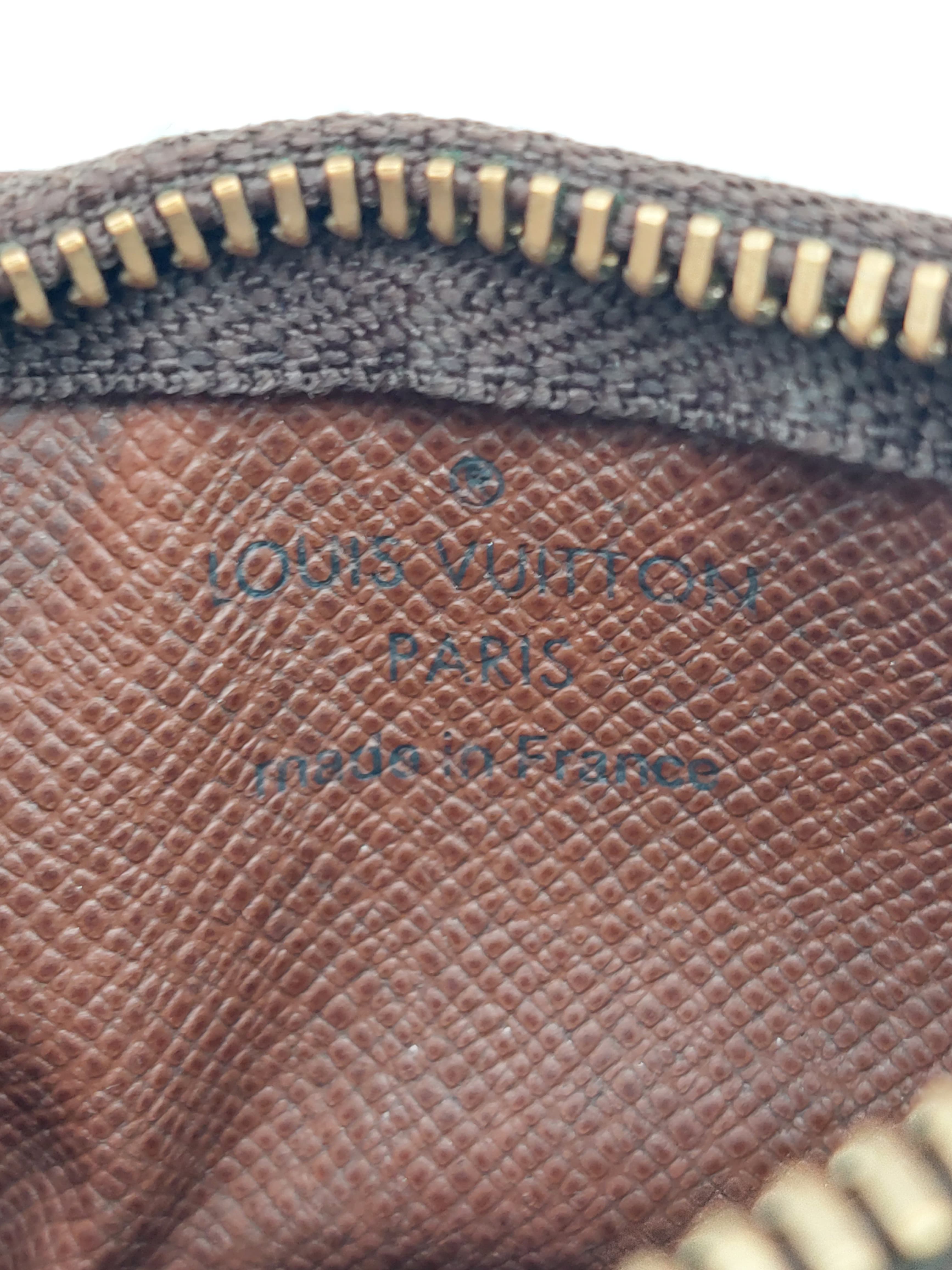 Key pouch