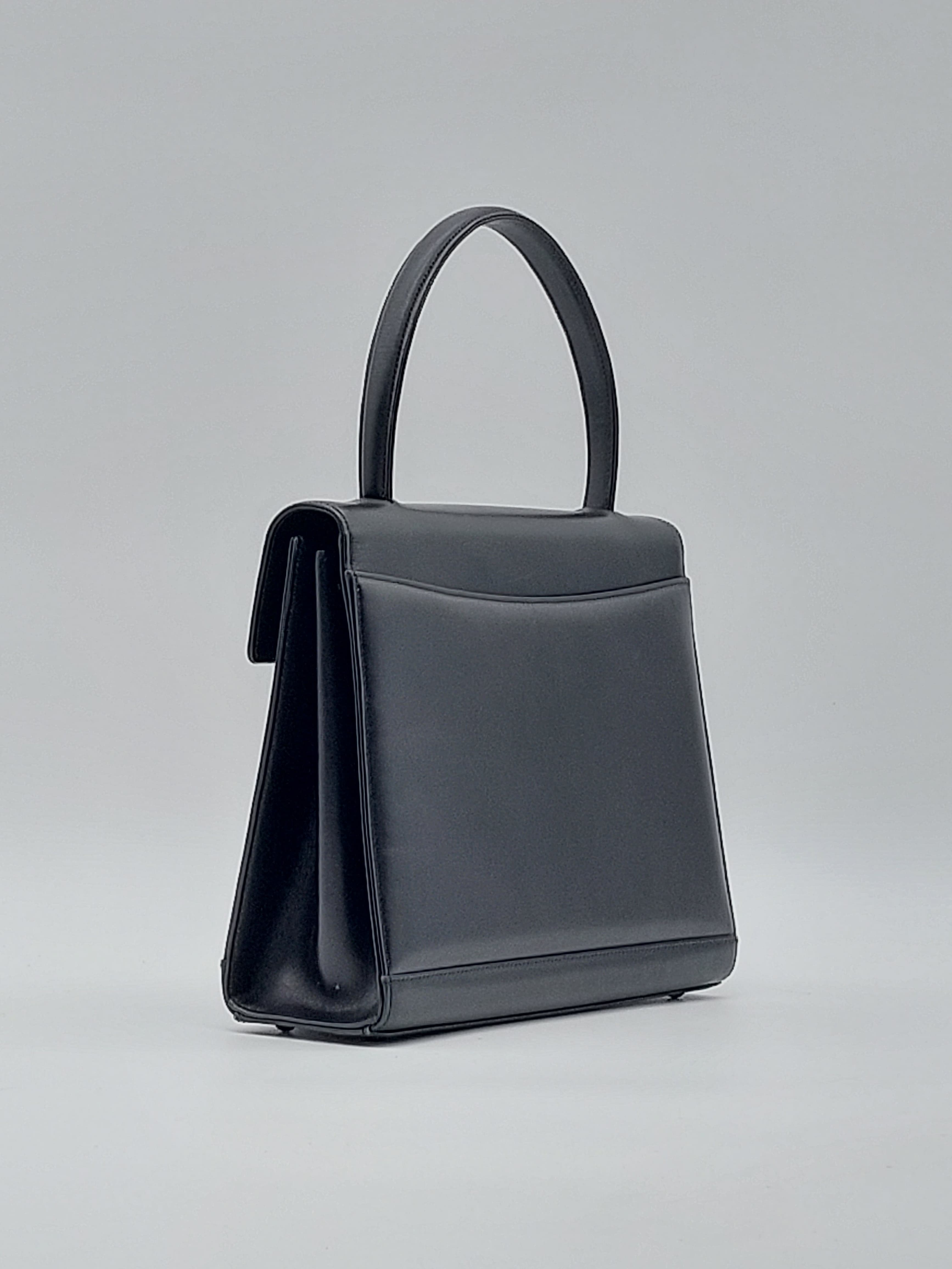 Top Handle handbag