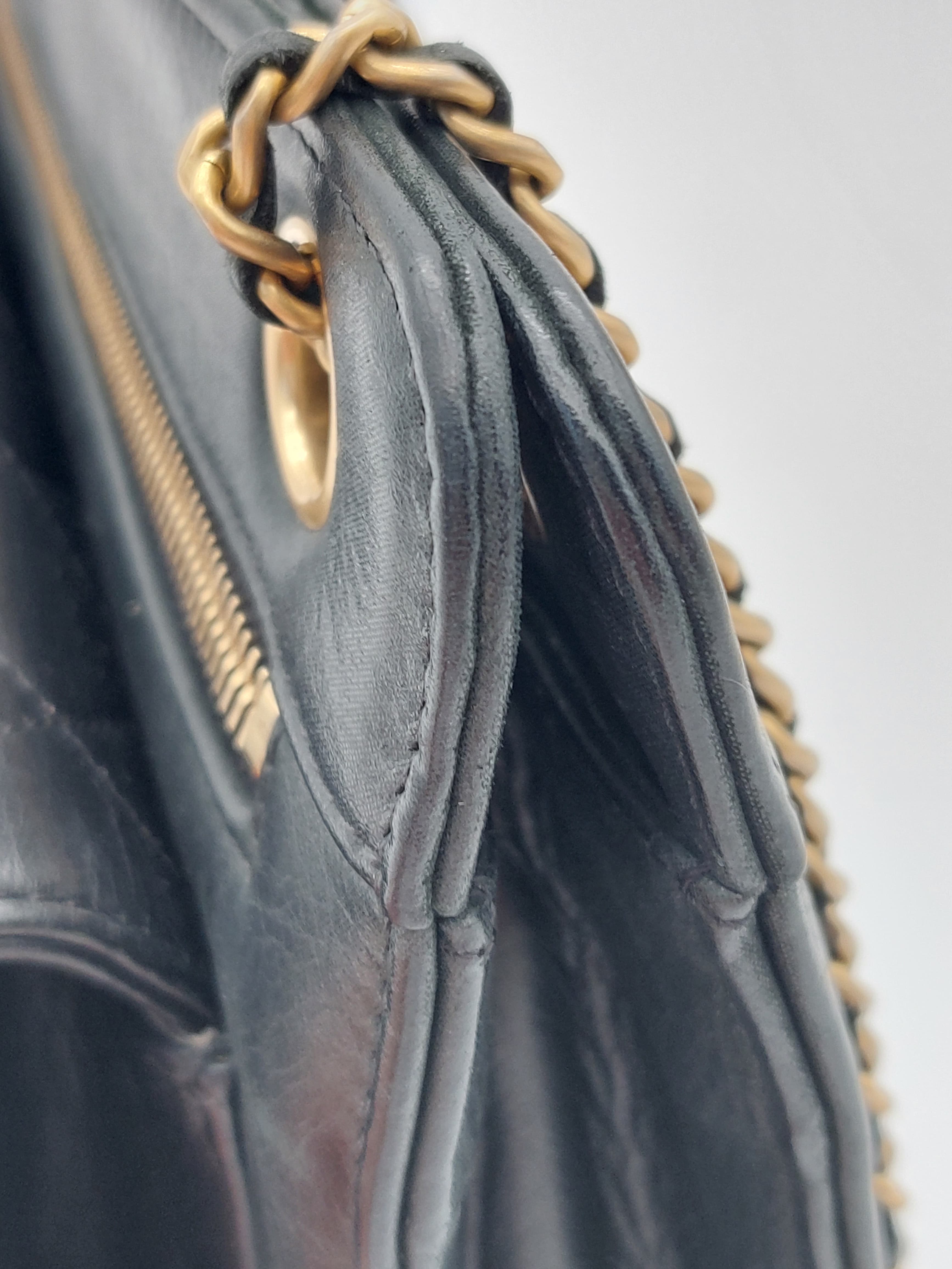 Quilted lambskin shoulderbag