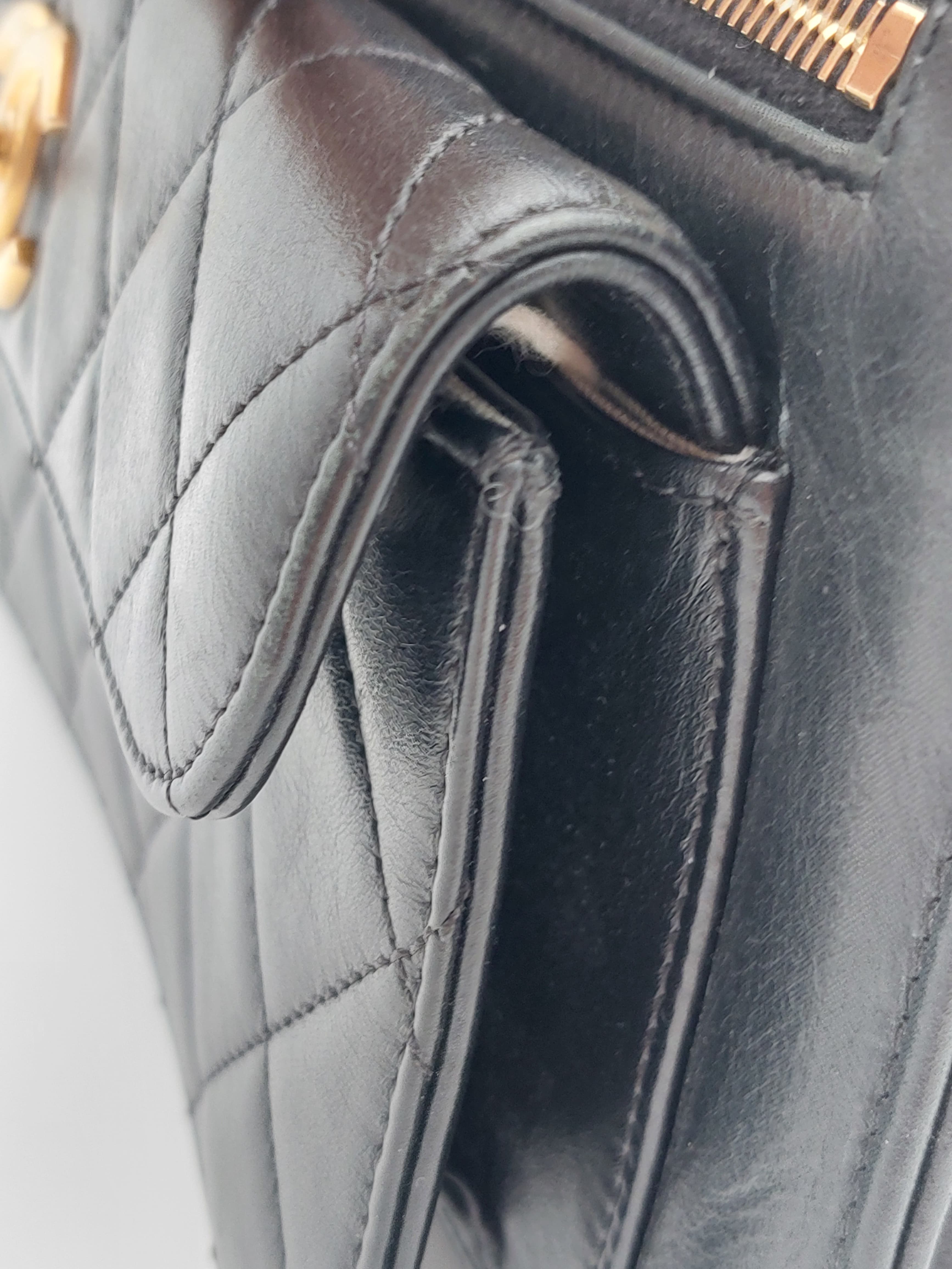 Quilted lambskin shoulderbag
