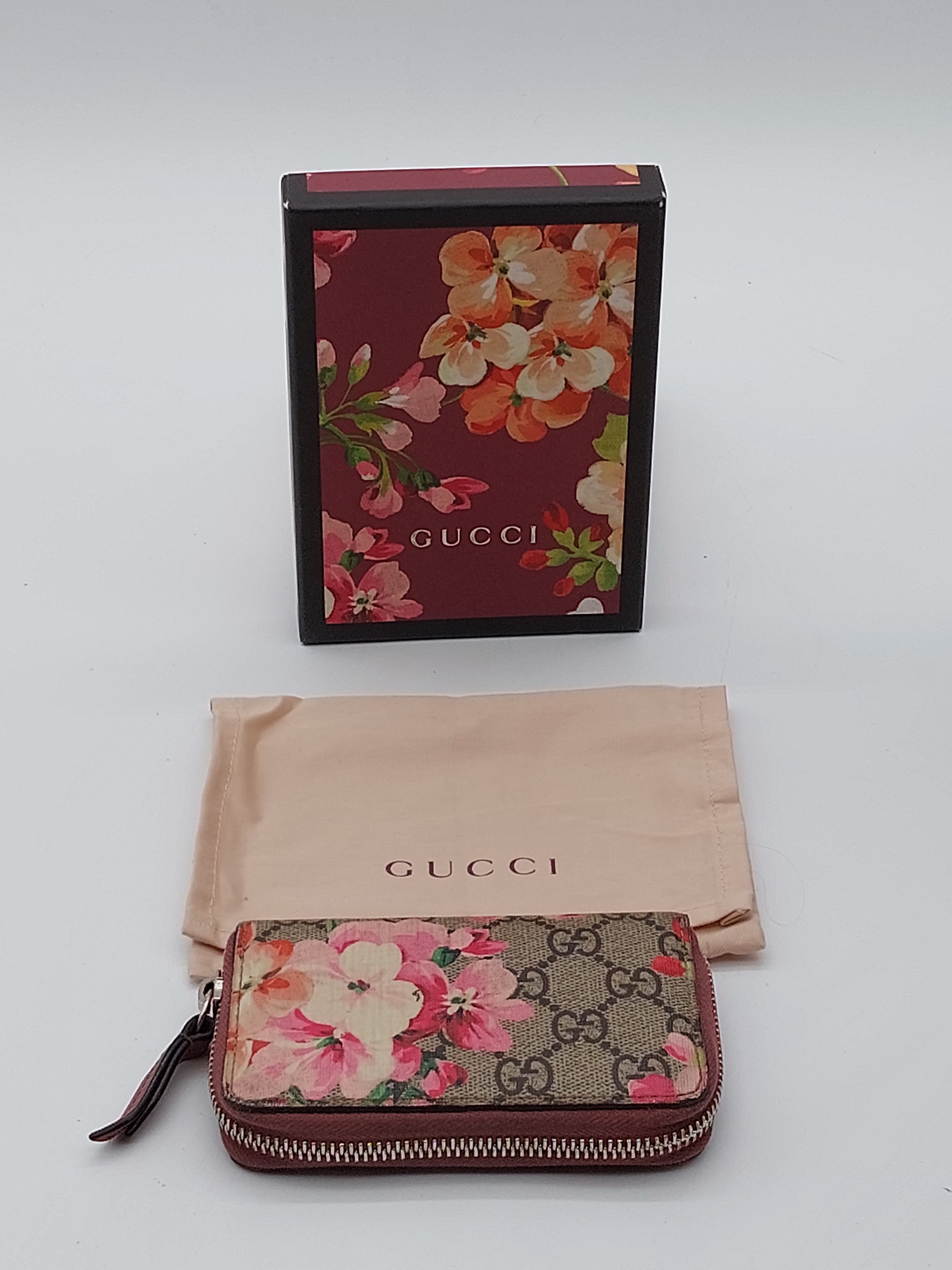 GG Blooms Zippy wallet