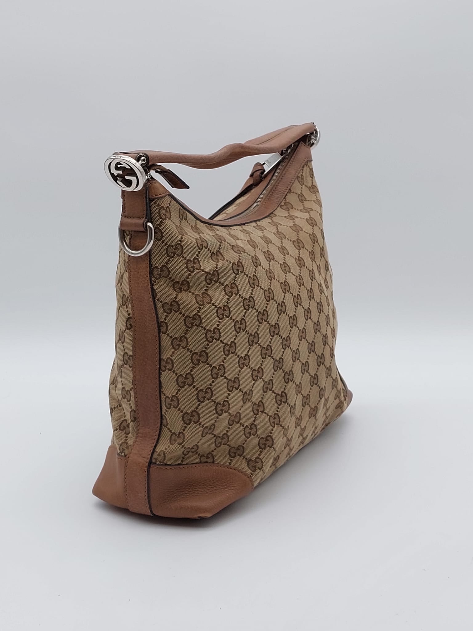 Miss GG Canvas