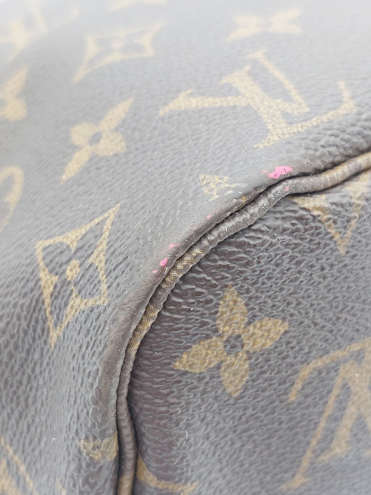 Neverfull MM Fuchsia