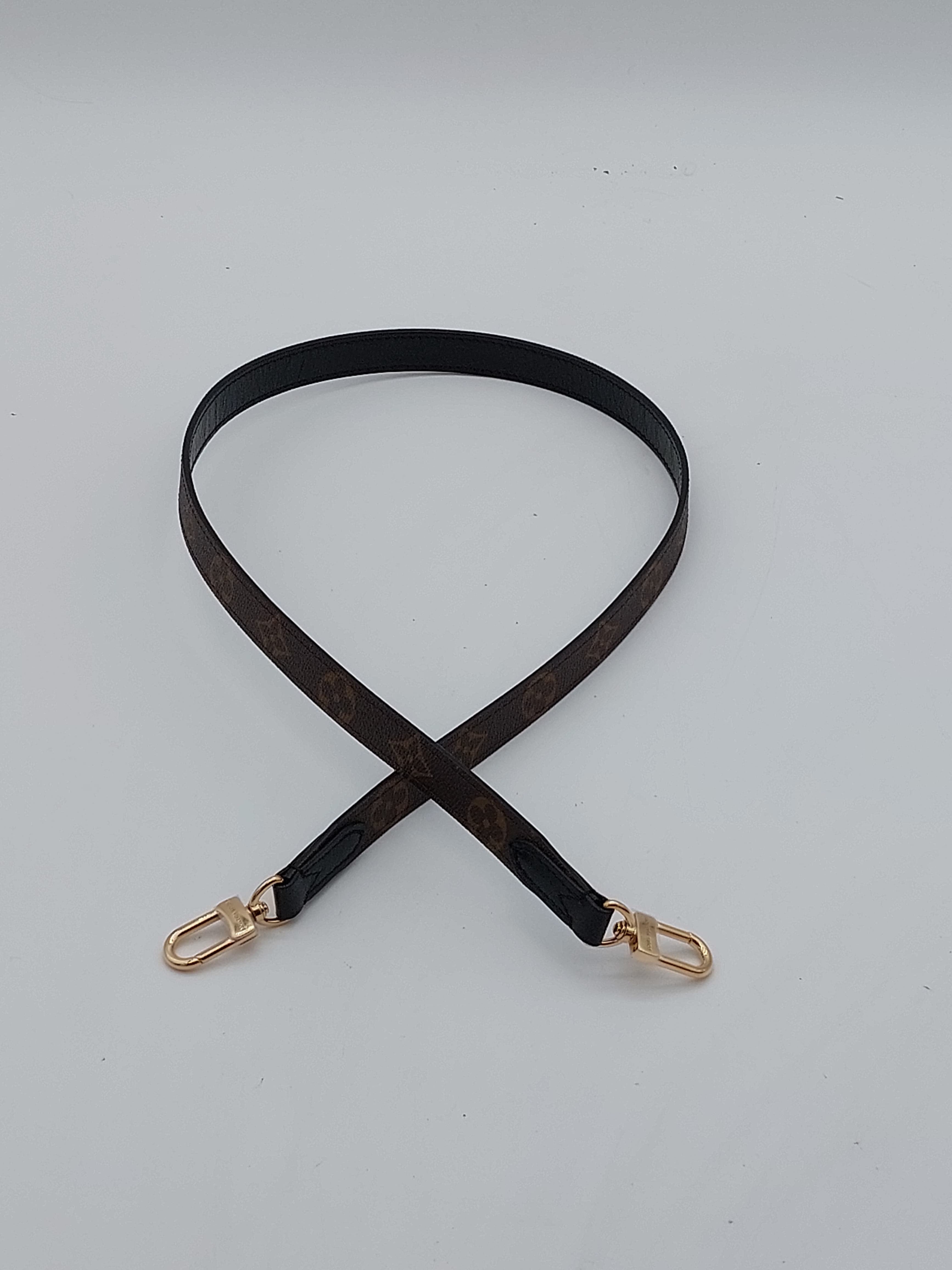 Monogram strap