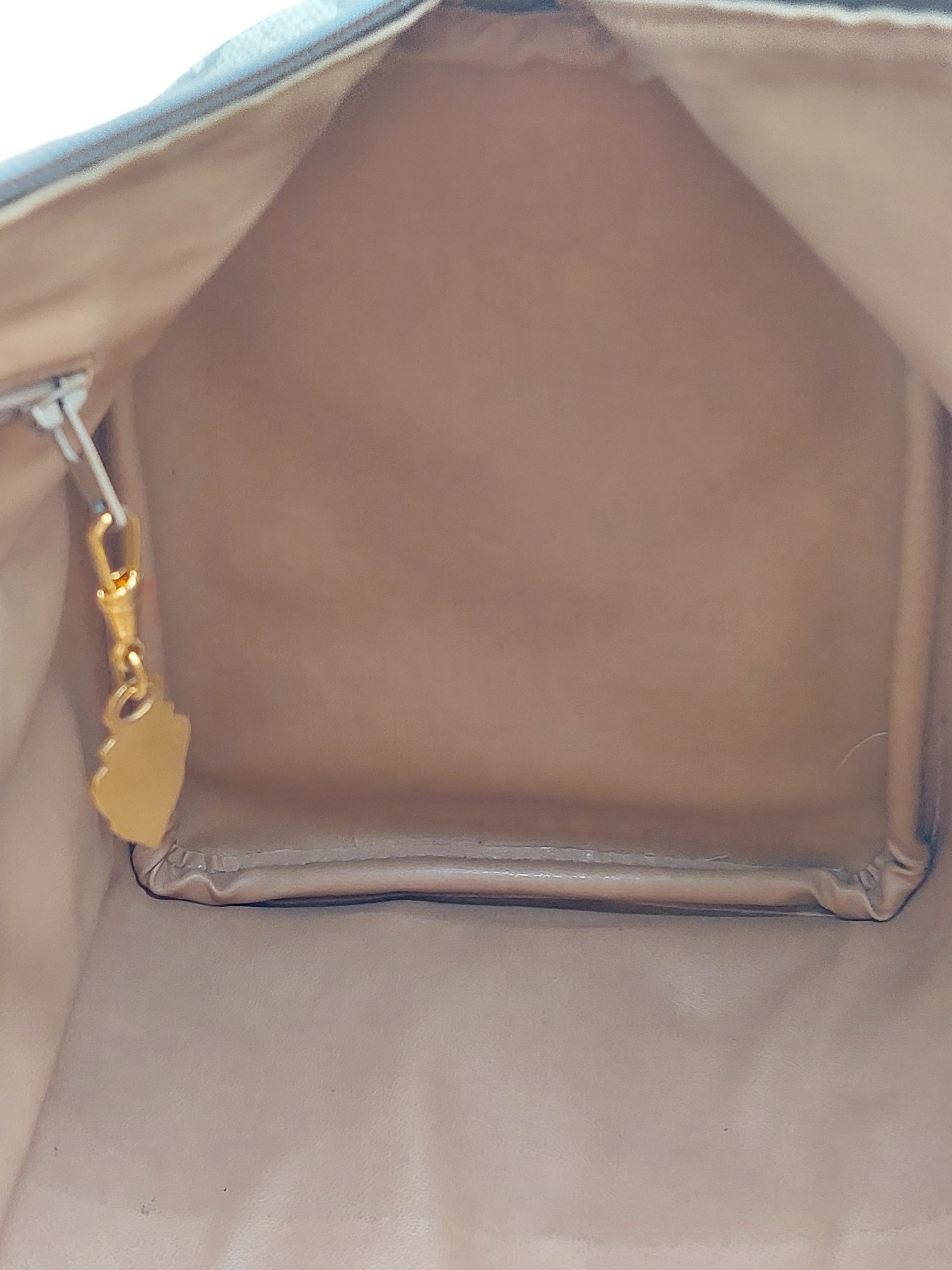 Boston bag