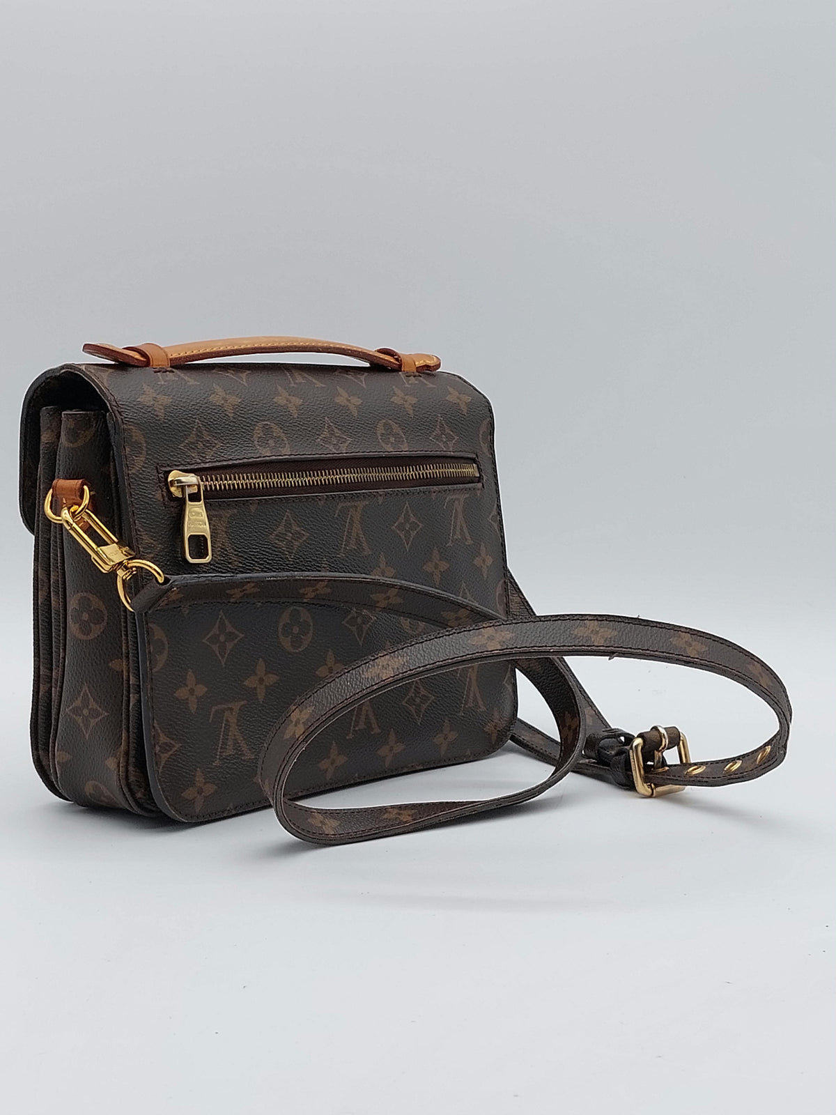 Louis Vuitton Pochette Métis
