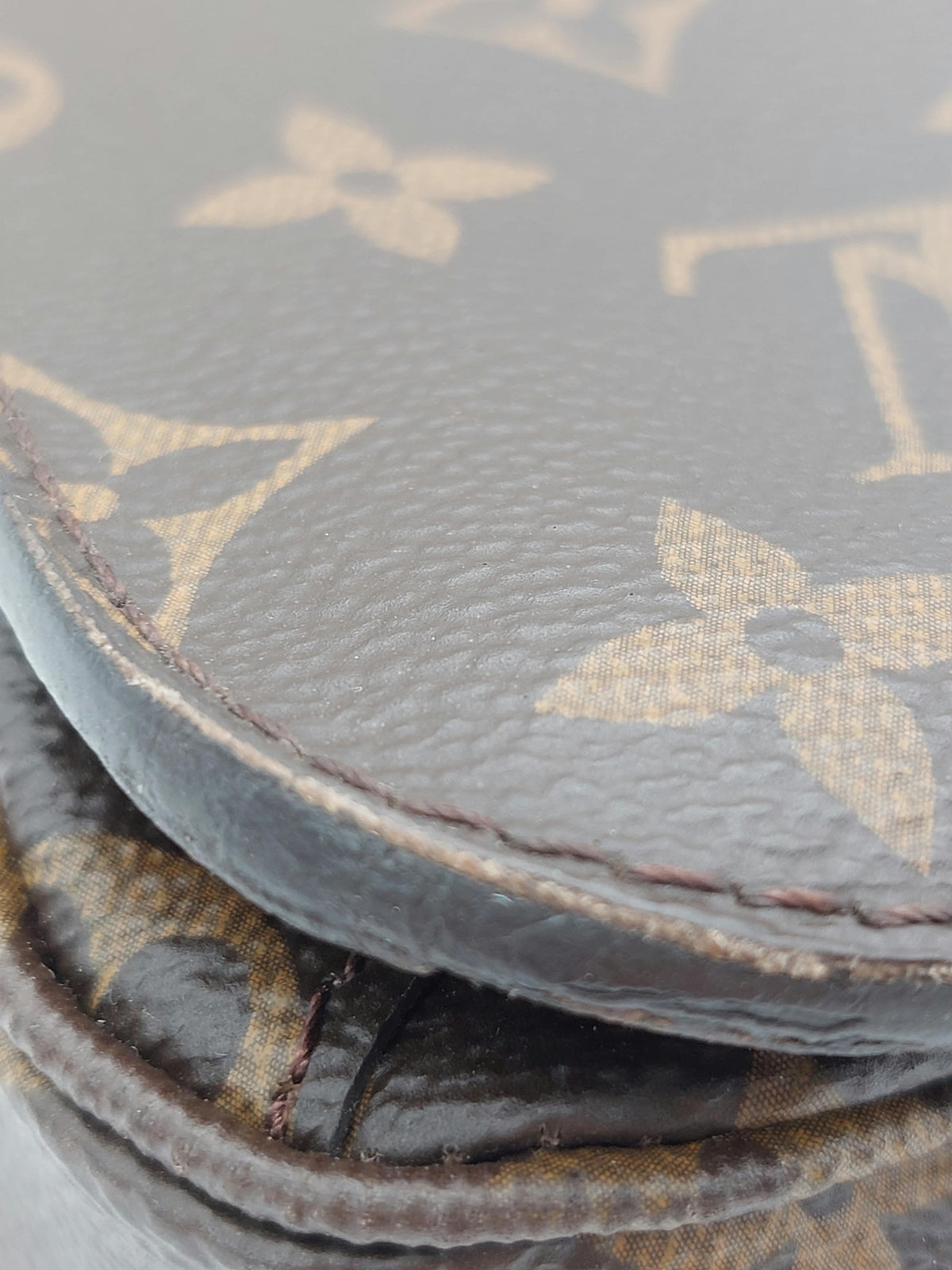 Louis Vuitton Pochette Métis