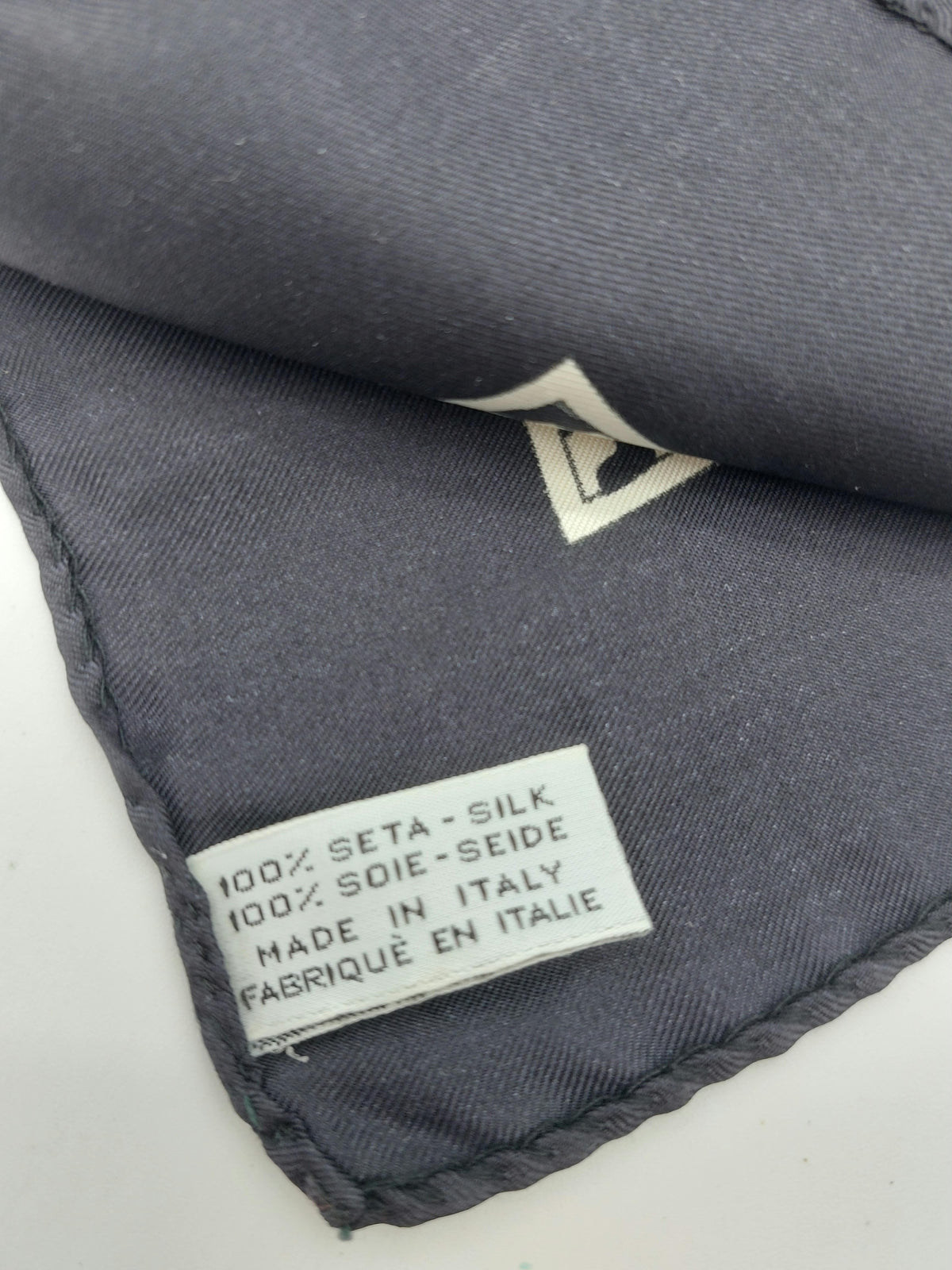 Logo Scarf Black/White