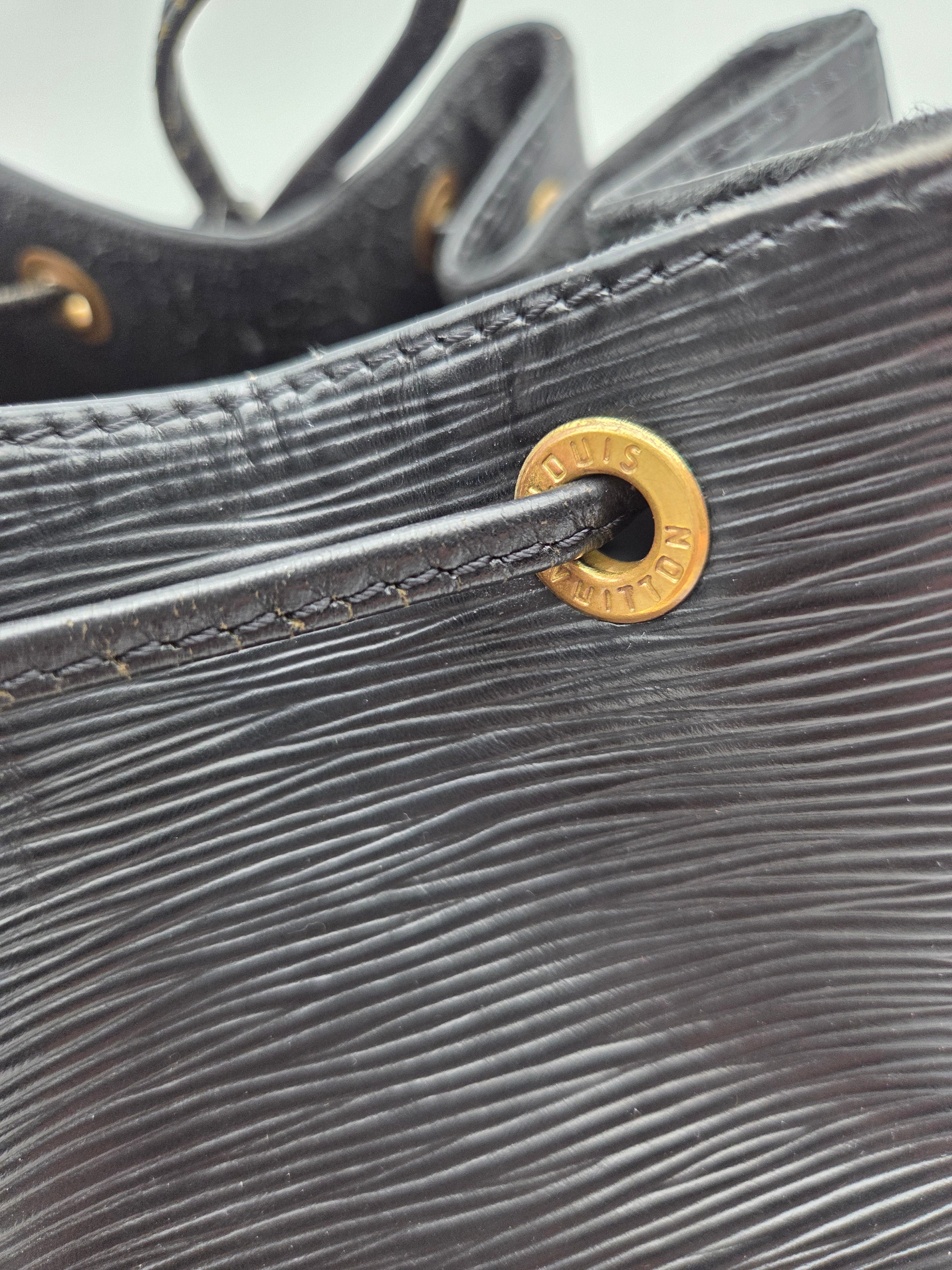 Louis Vuitton Petit Noe Epi Leather