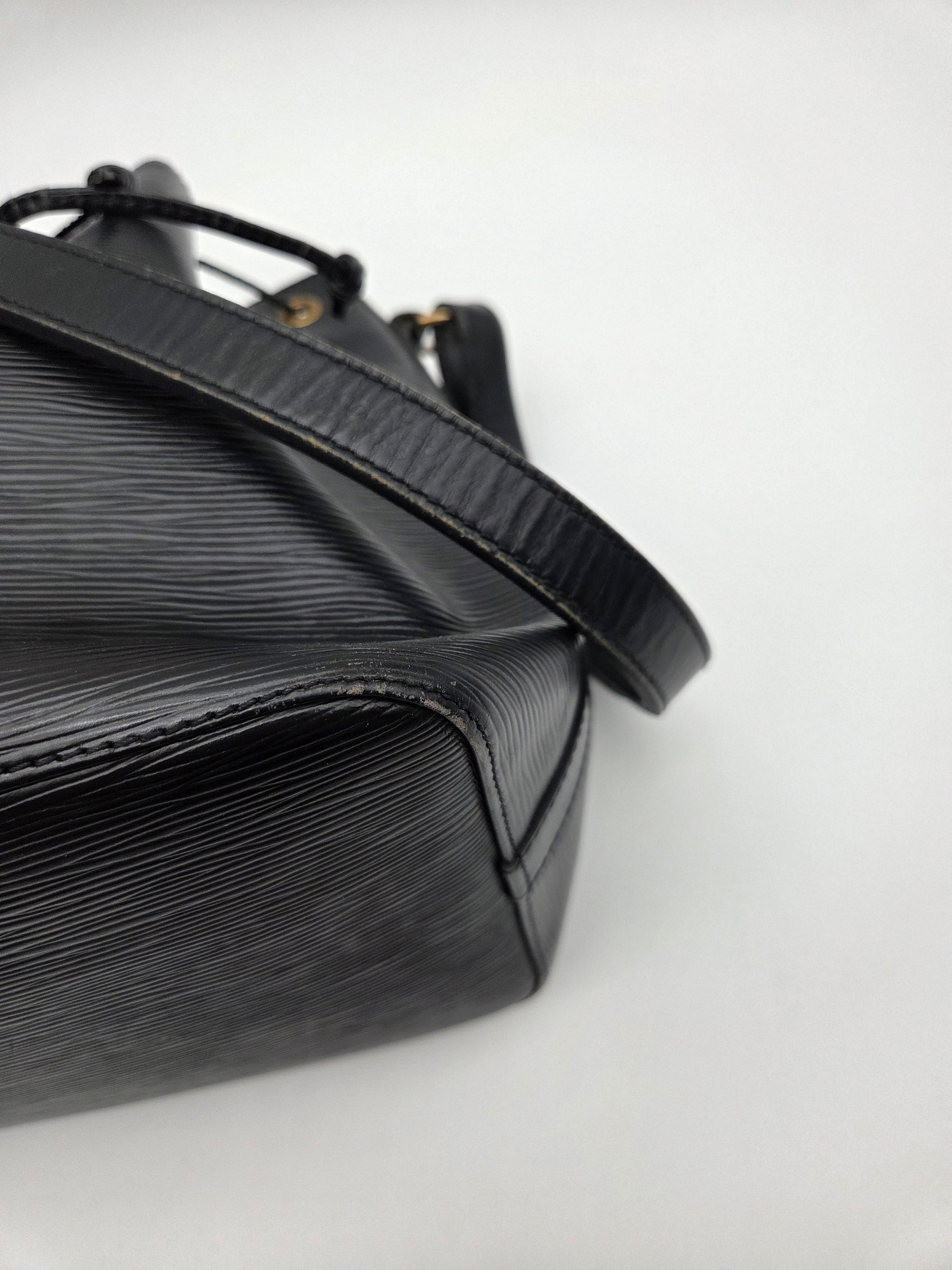 Louis Vuitton Petit Noe Epi Leather