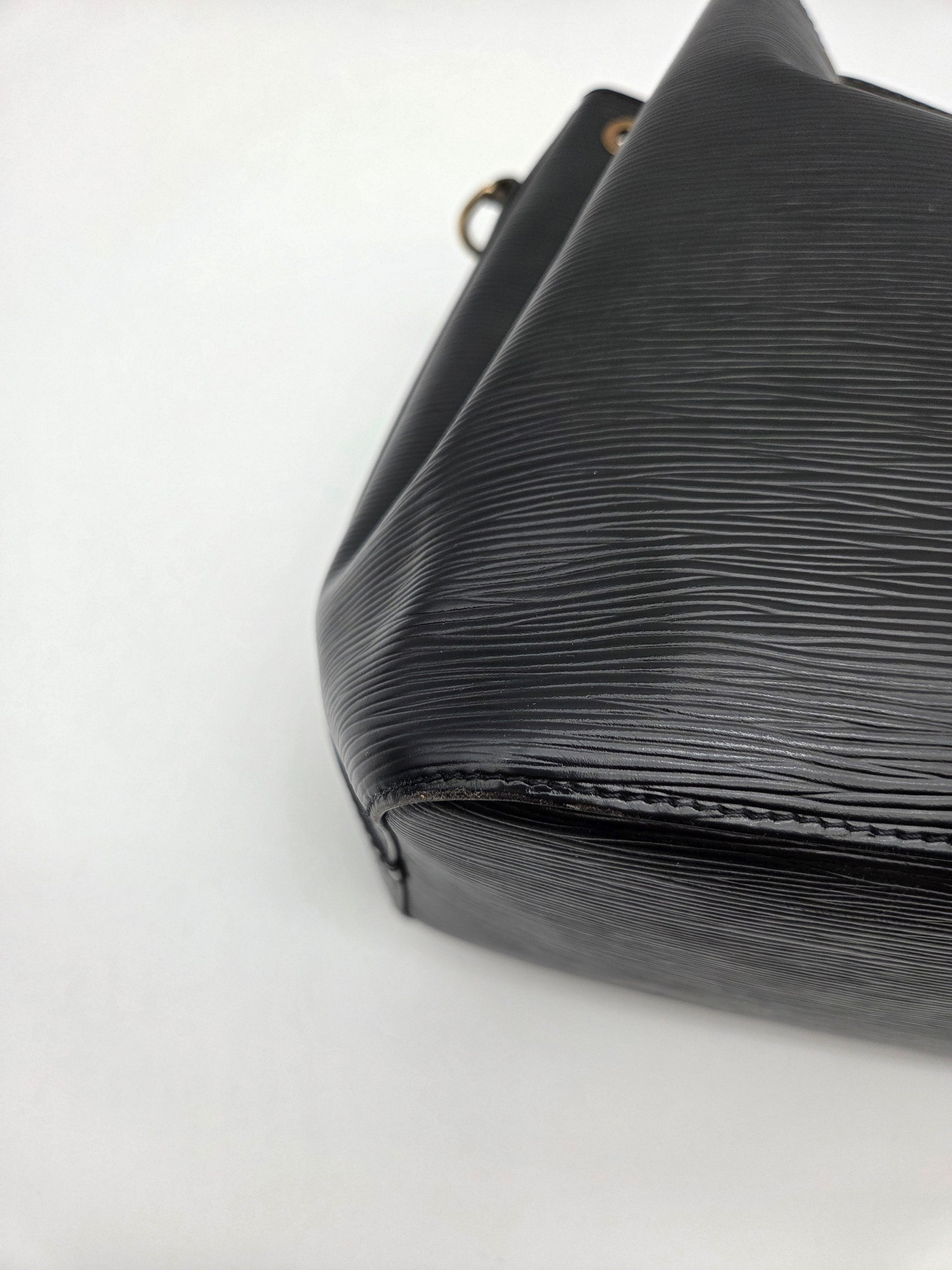 Louis Vuitton Petit Noe Epi Leather