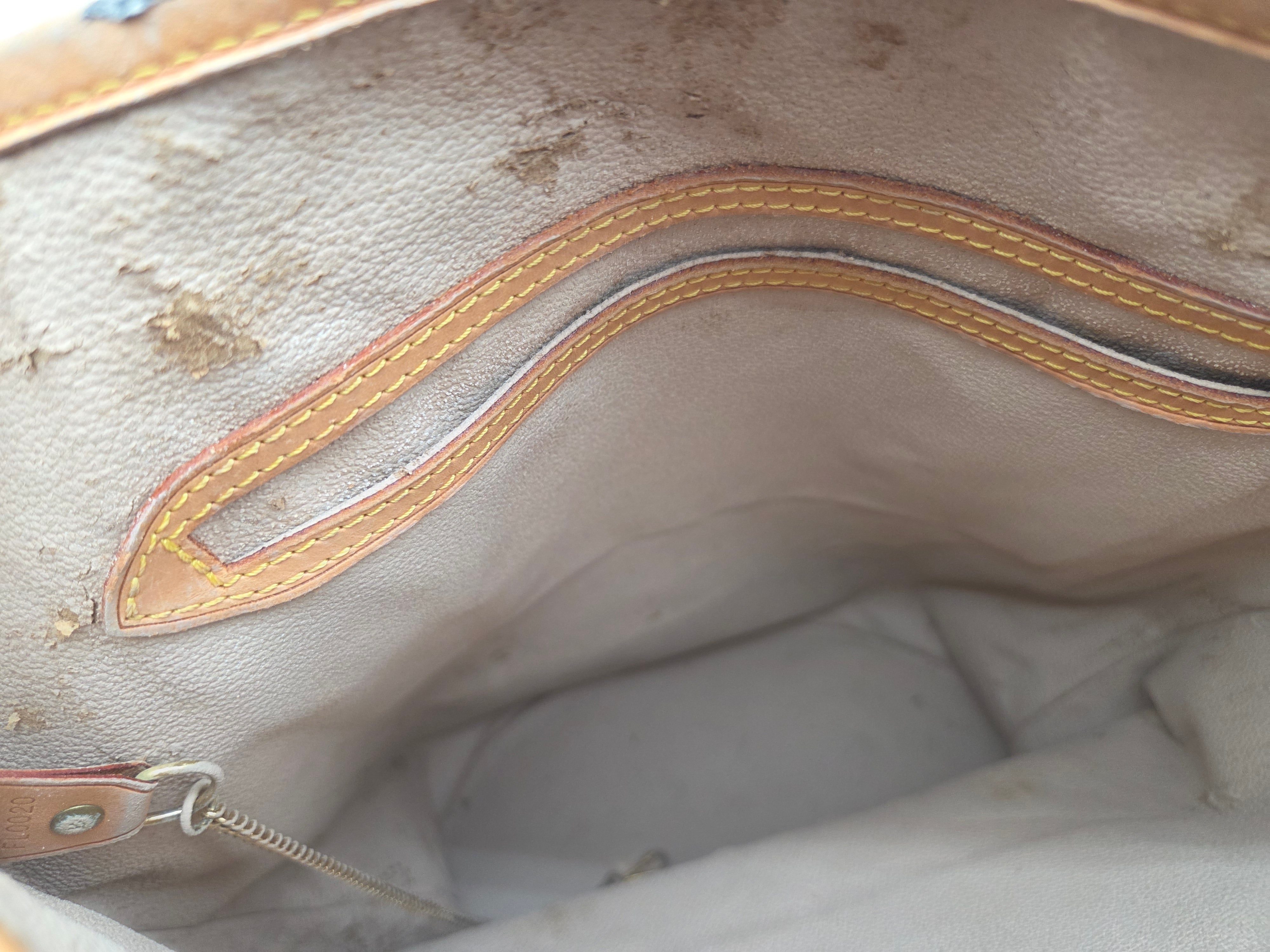 Louis Vuitton Bucket Bag GM