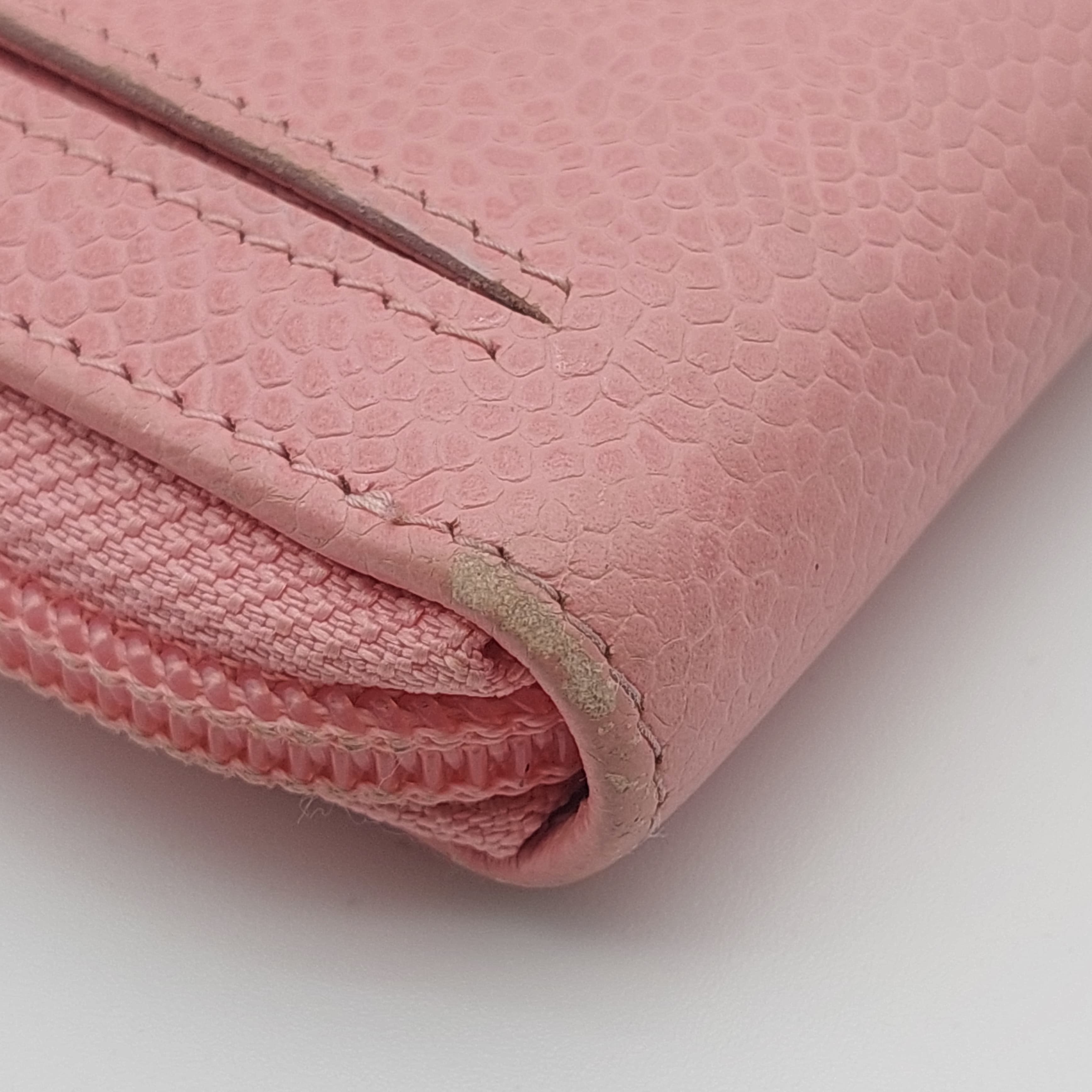 Chanel CC caviar wallet