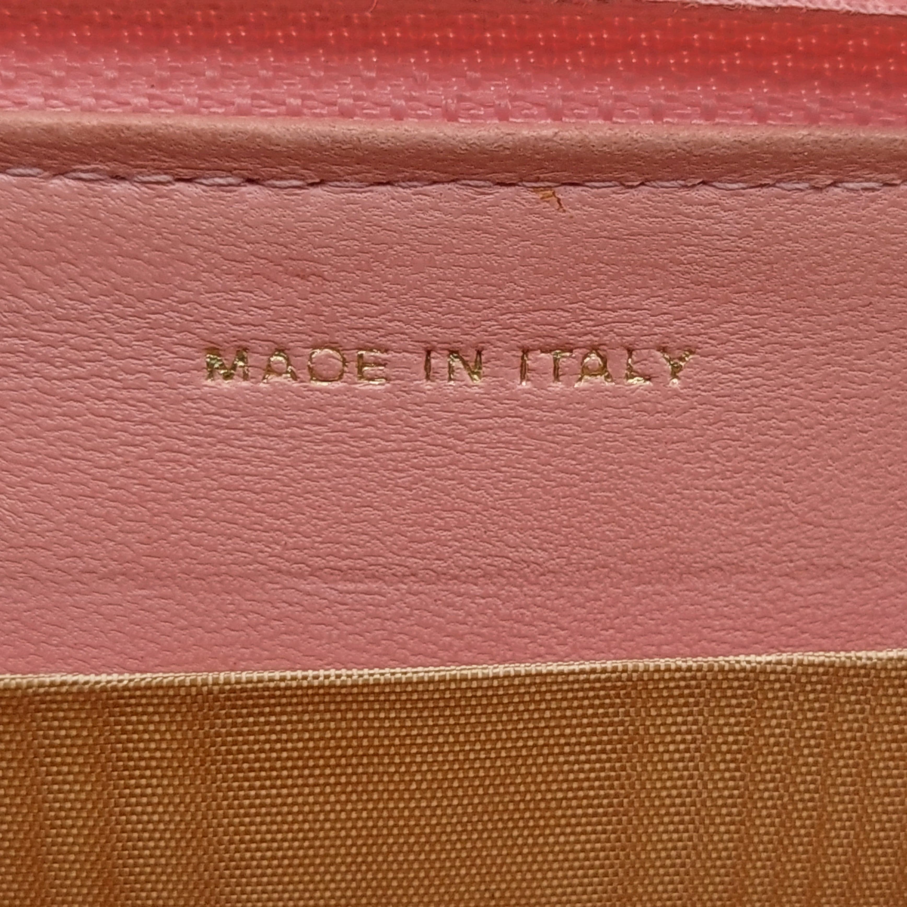 Chanel CC caviar wallet