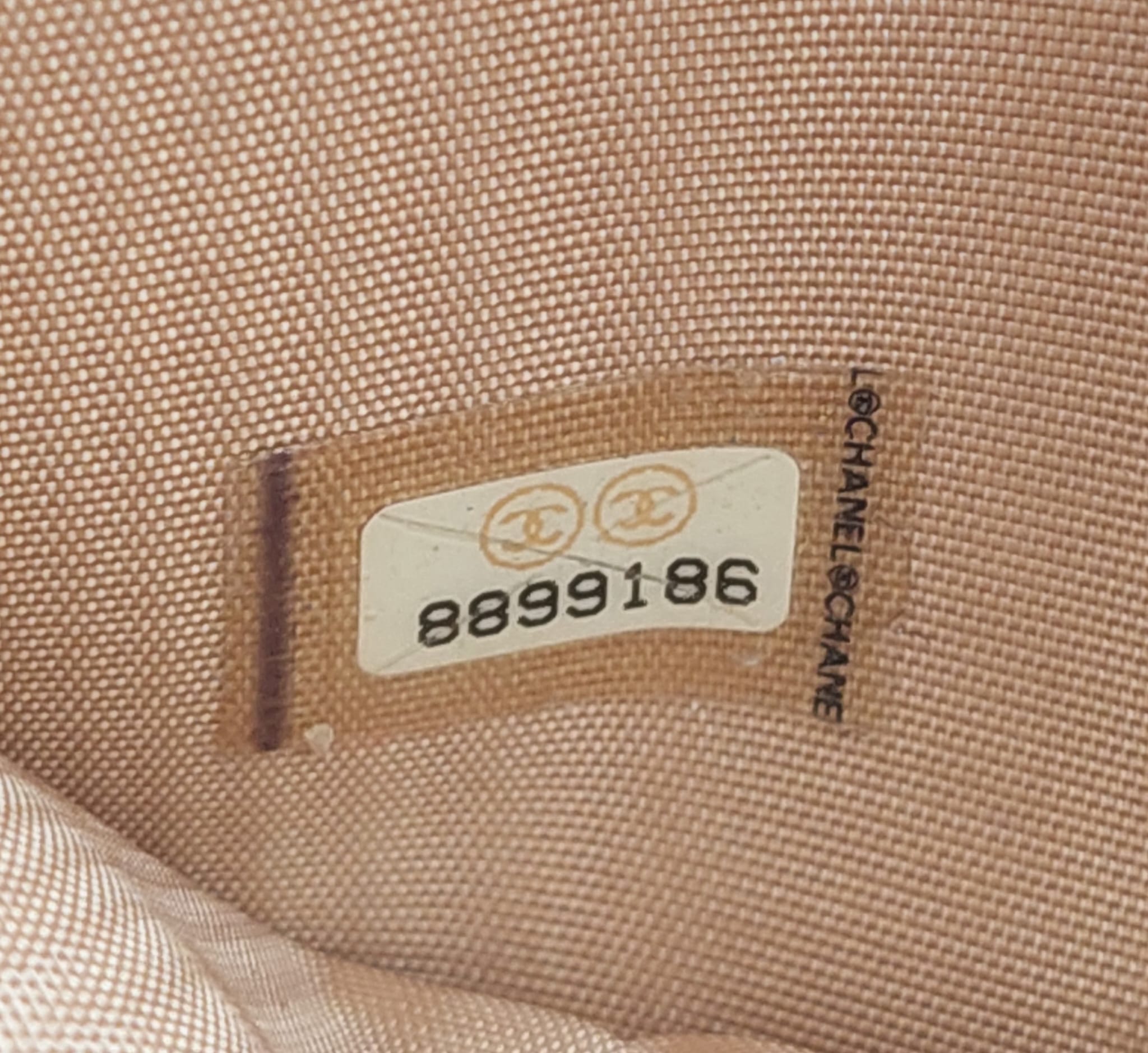 Chanel CC caviar wallet