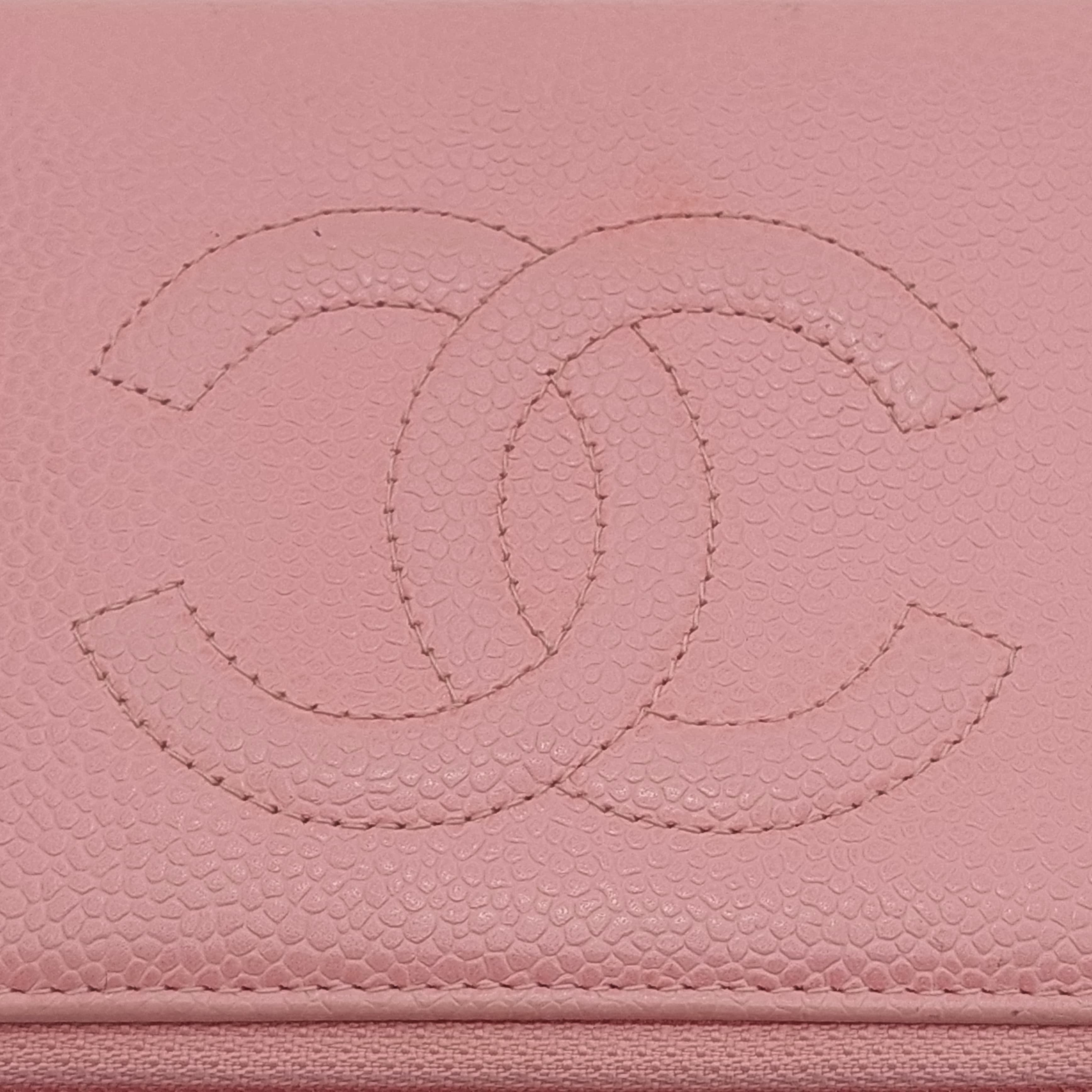 Chanel CC caviar wallet