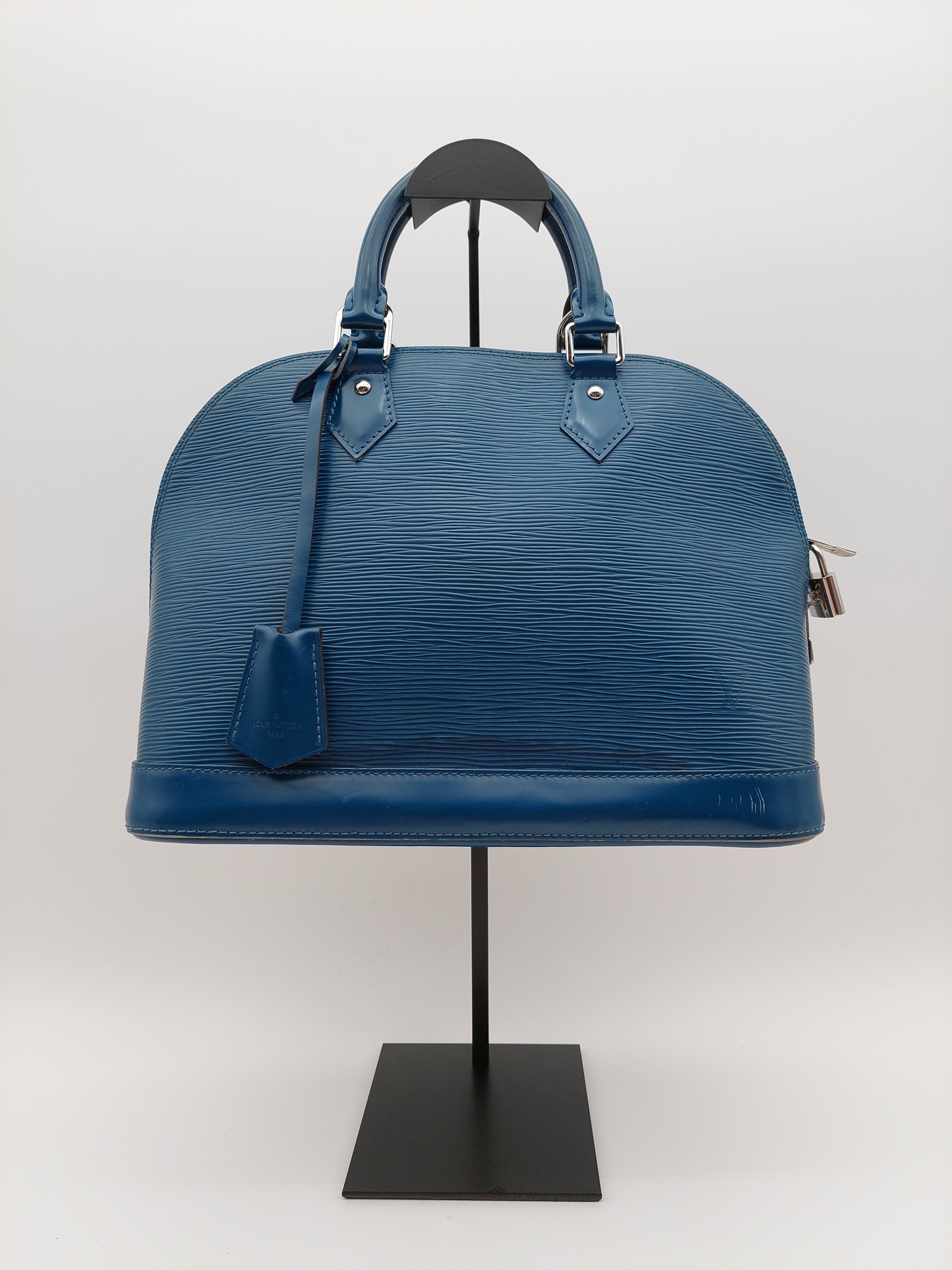 Louis Vuitton Alma PM Epi