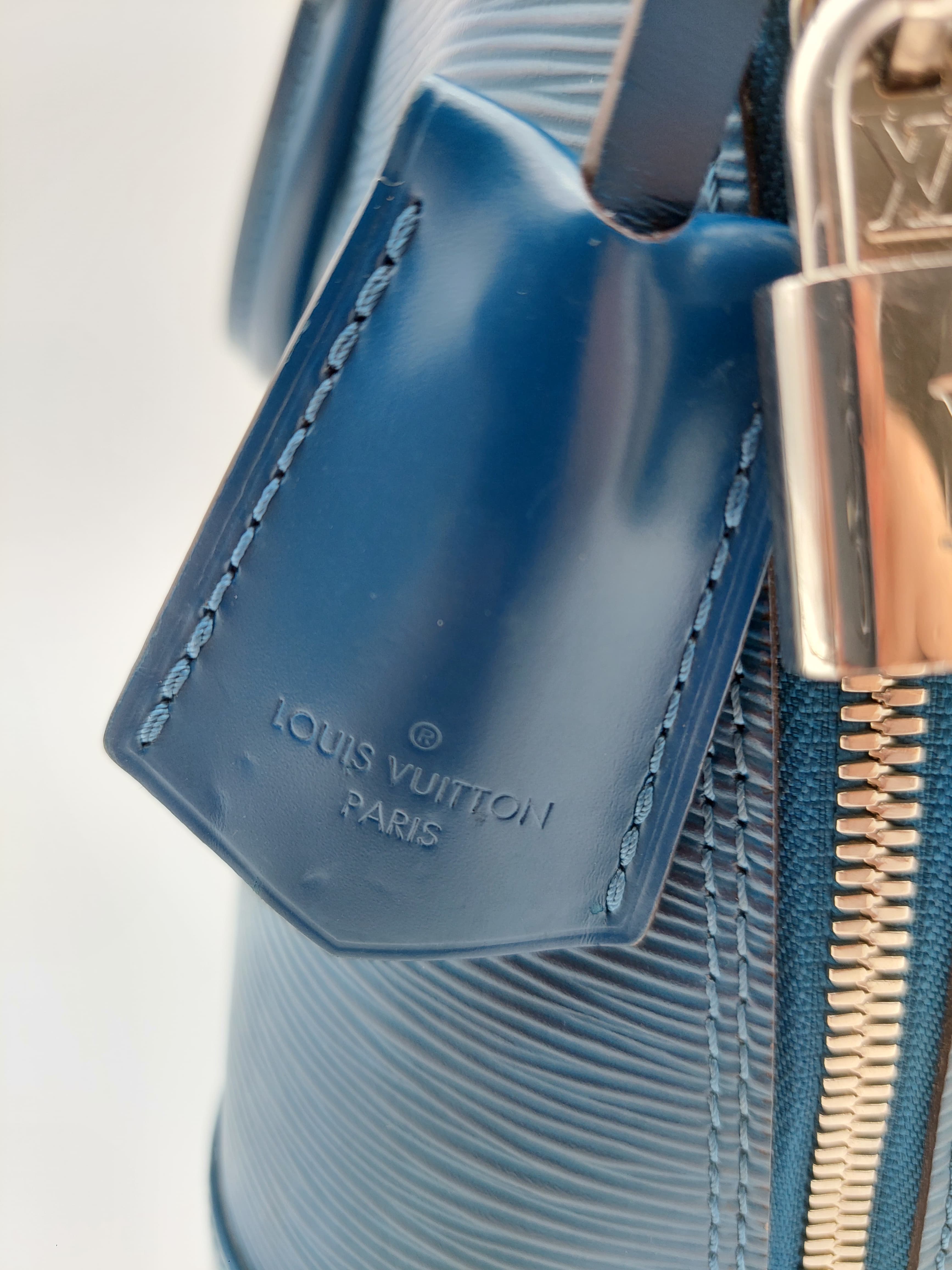 Louis Vuitton Alma PM Epi