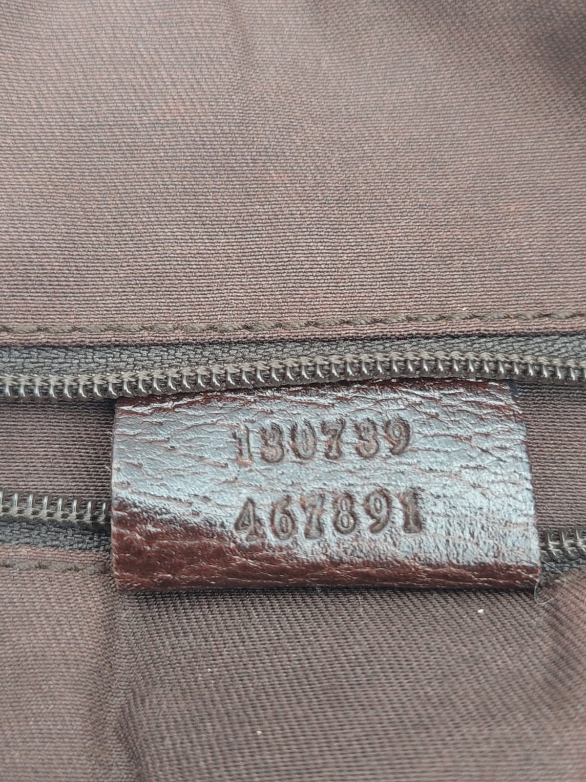 Gucci Abbey D ring beige brown