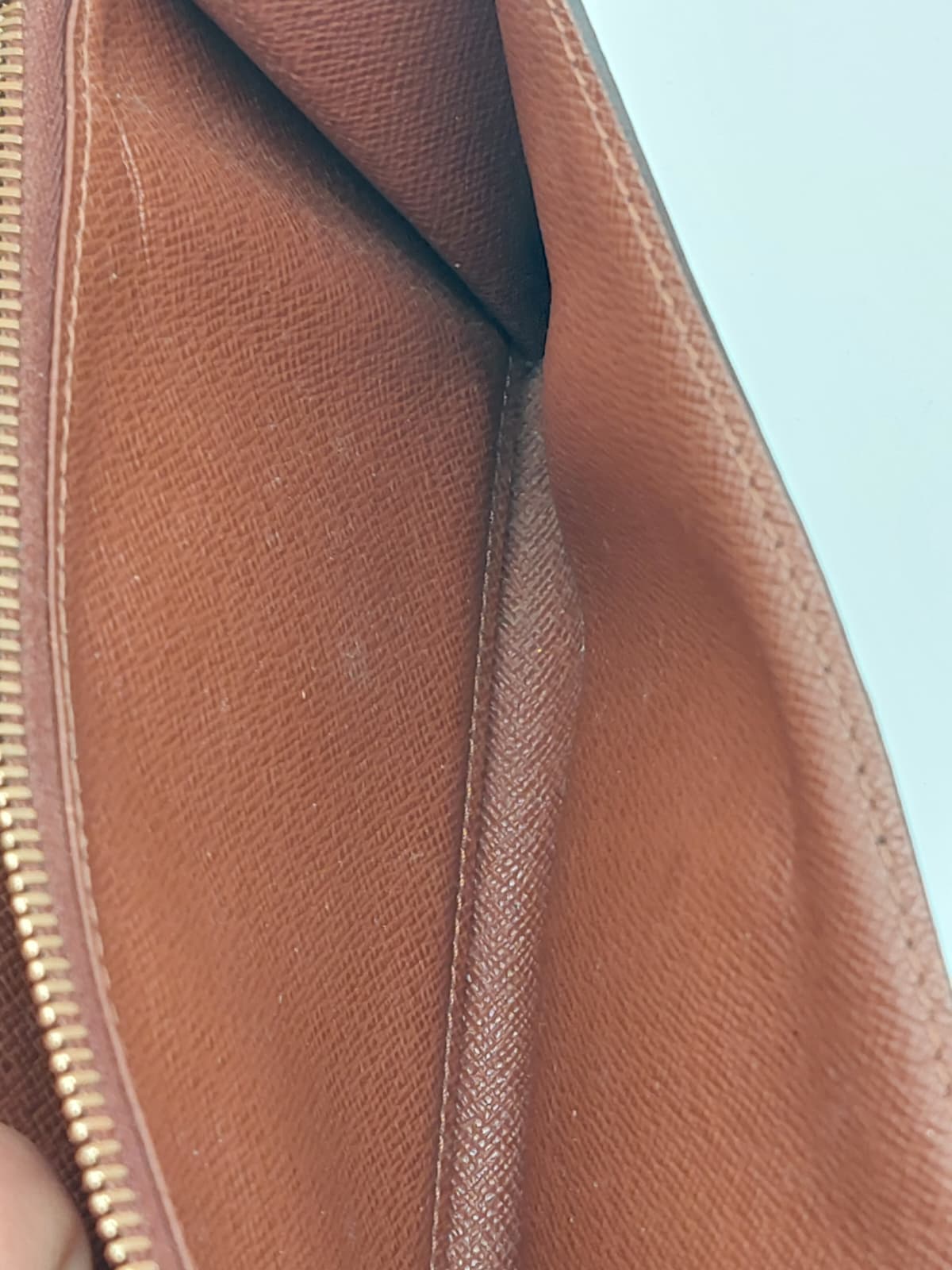 Louis Vuitton Sarah Long Wallet