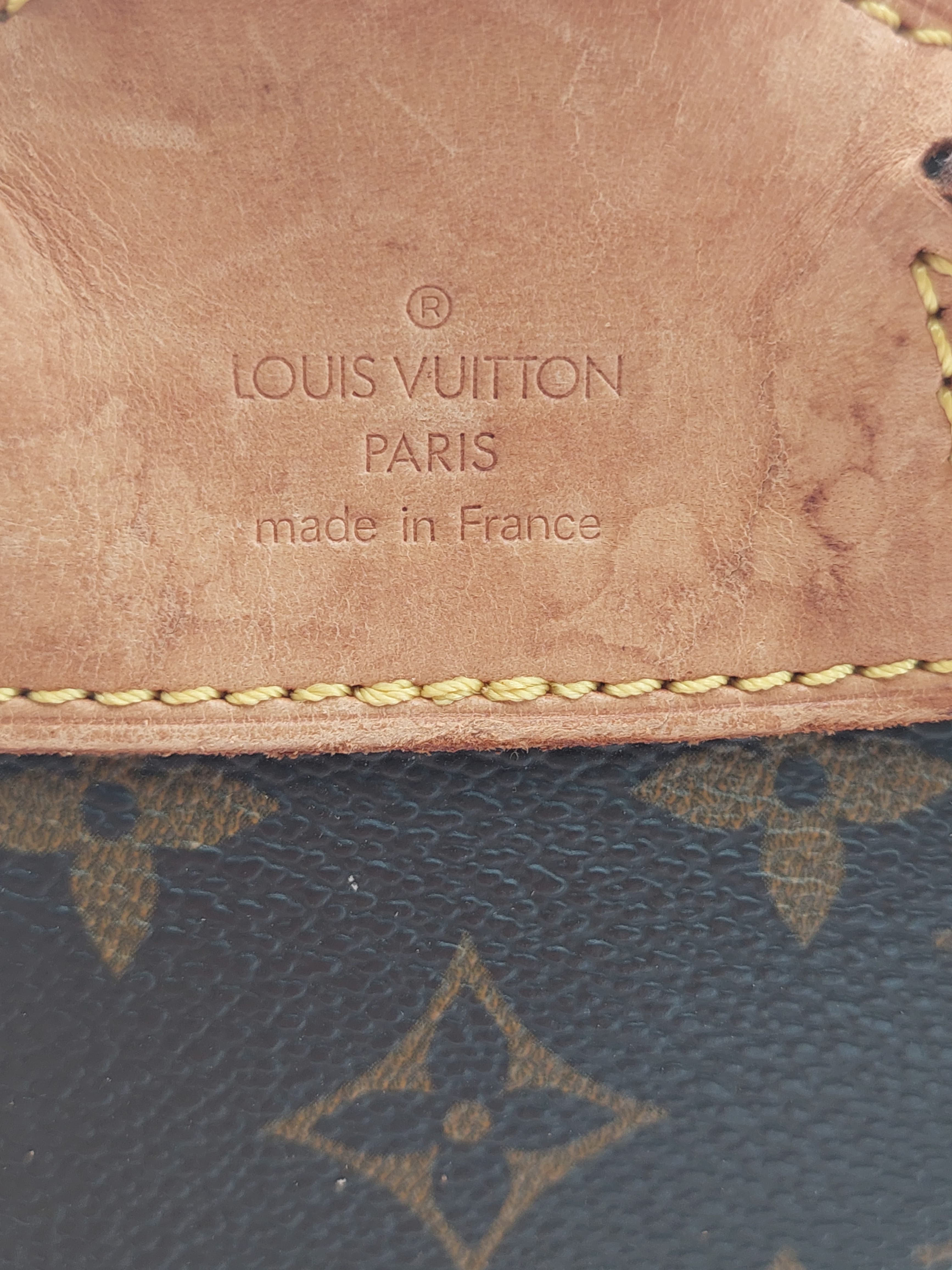 Louis Vuitton Montsouris MM