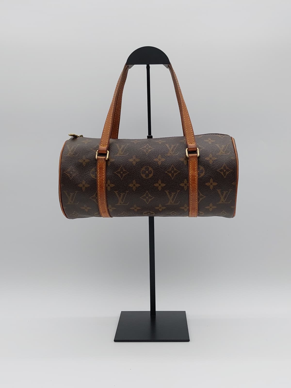 Louis Vuitton Papillon 26