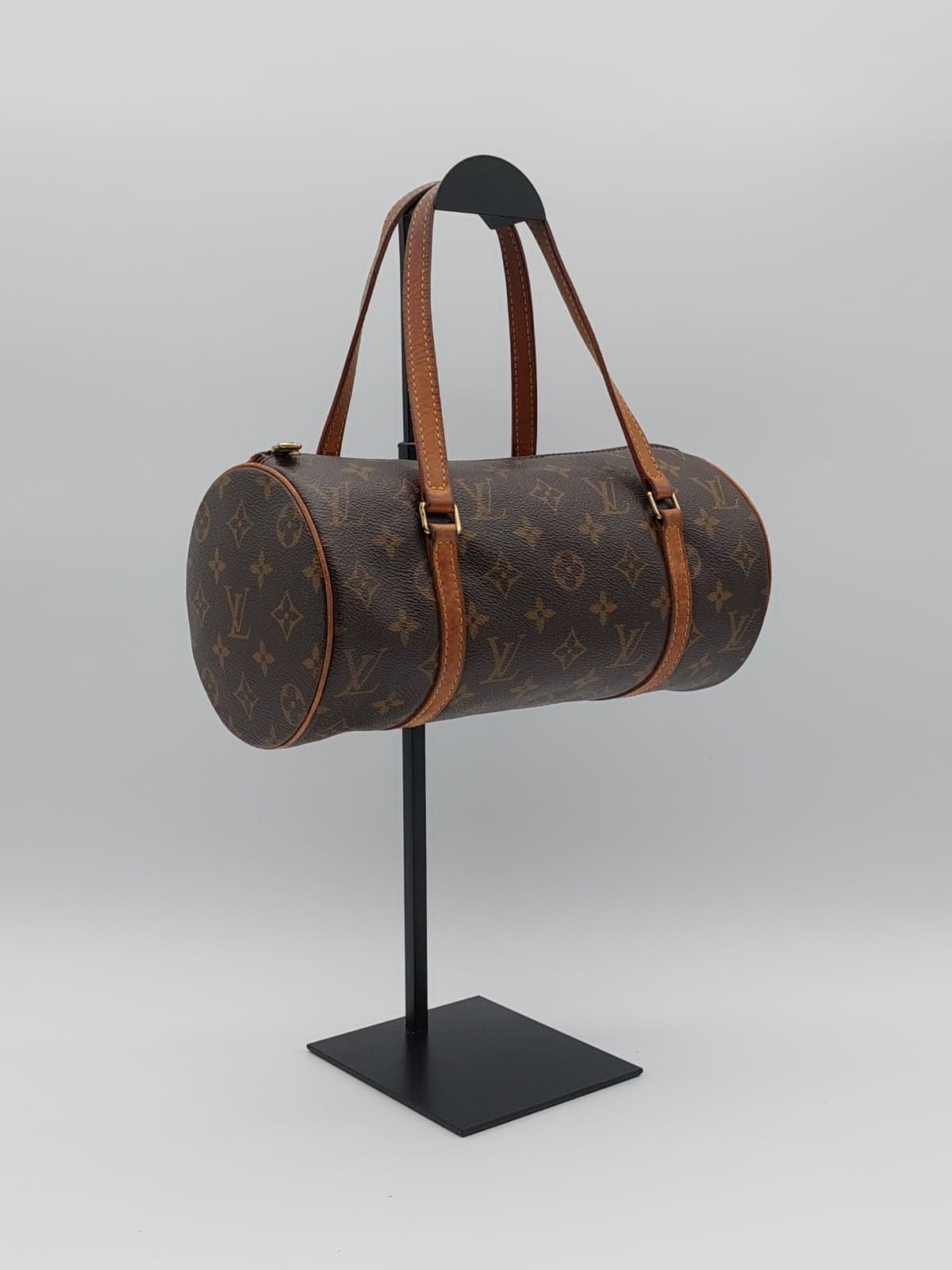 Louis Vuitton Papillon 26