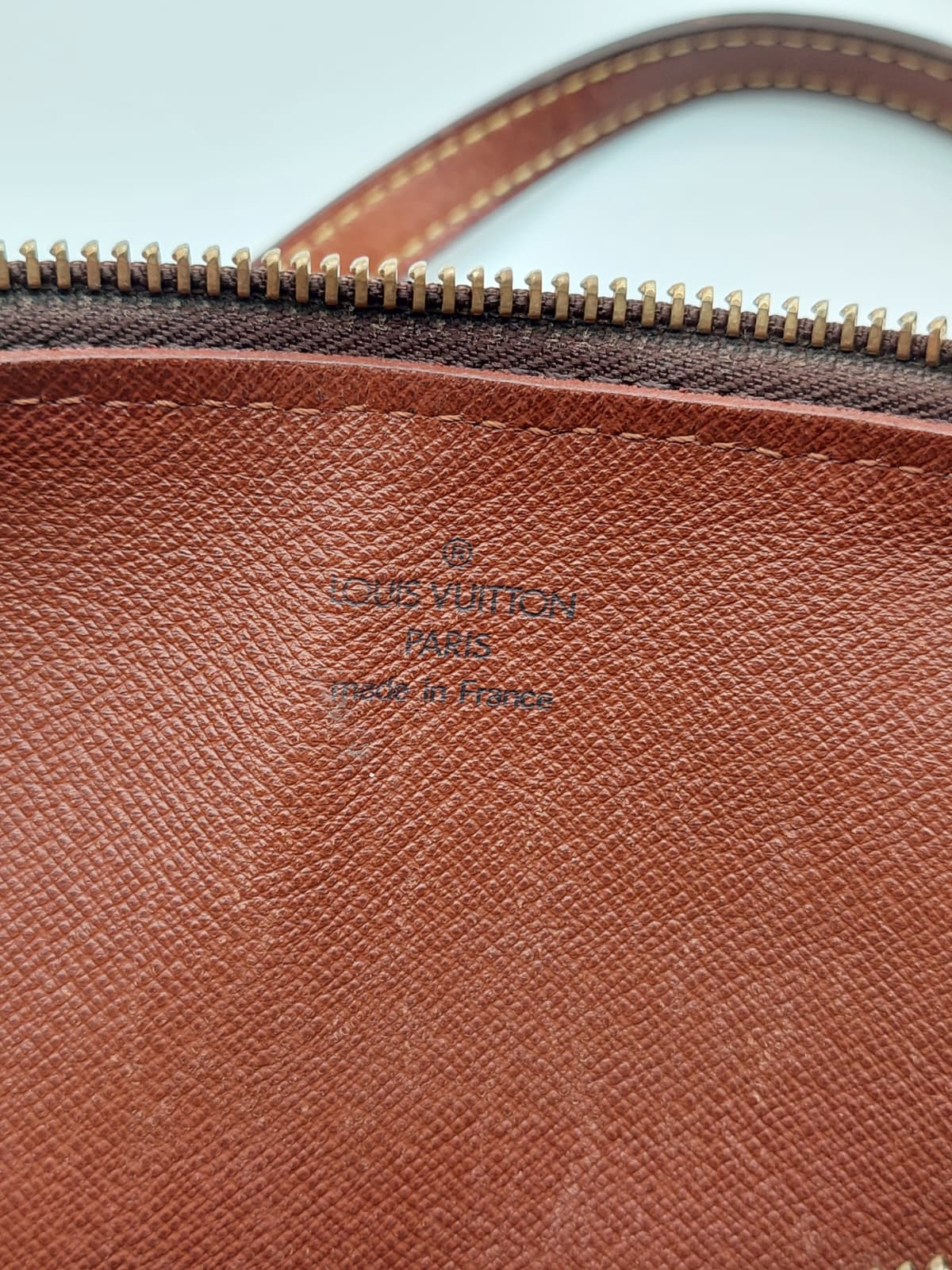 Louis Vuitton Papillon 26